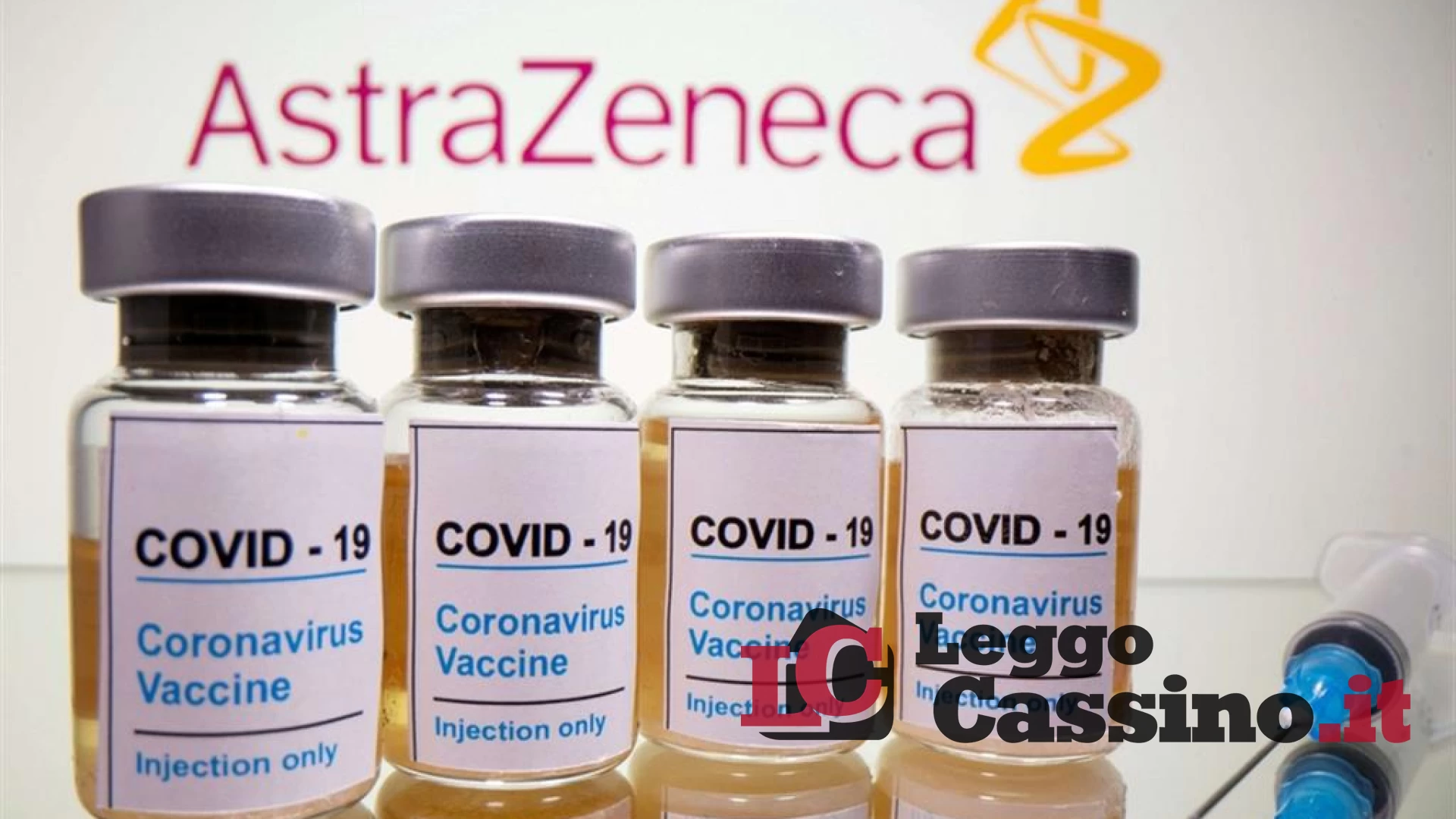Nuova doccia fredda: tagliate le dosi del vaccino AstraZeneca