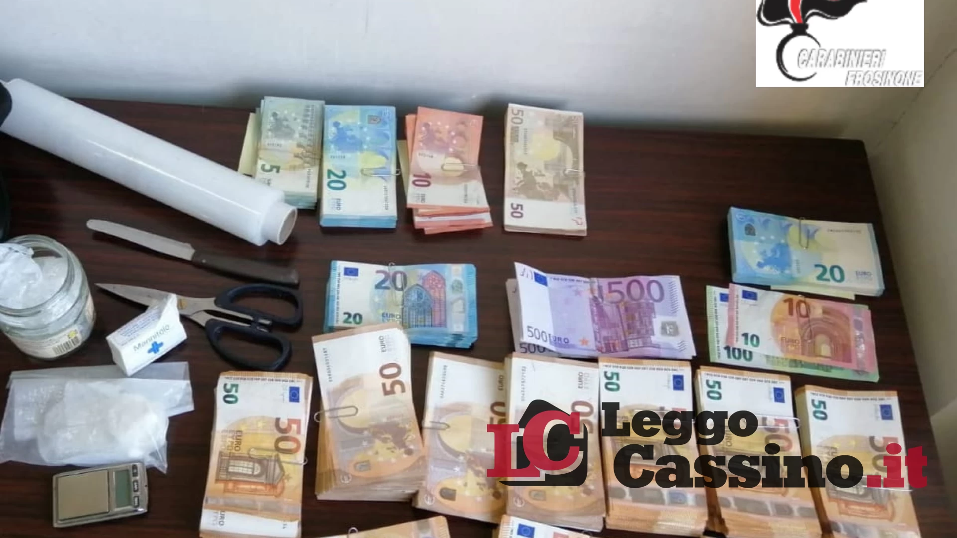 Spacciatore arrestato, sequestrati 29.500 euro