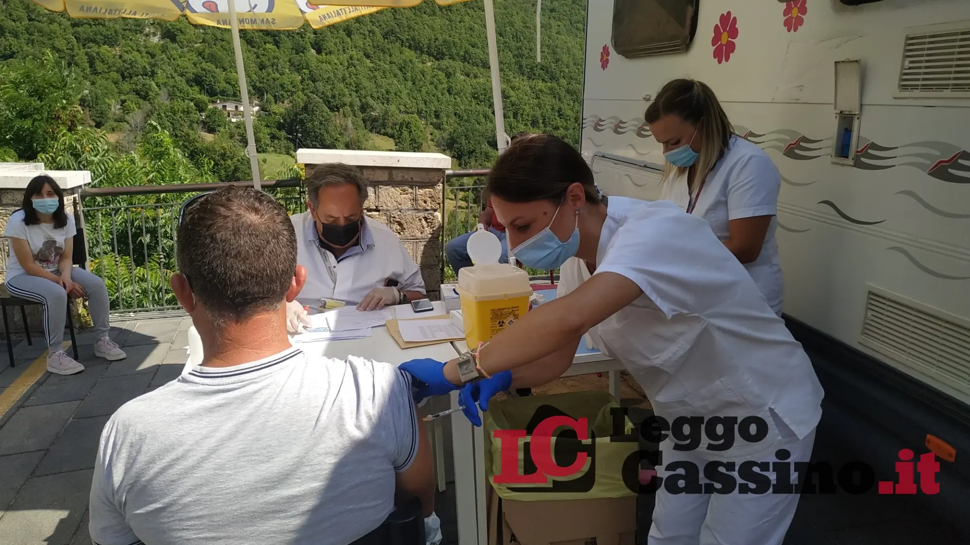 Prenotazione vaccini, attacco hacker al sistema regionale