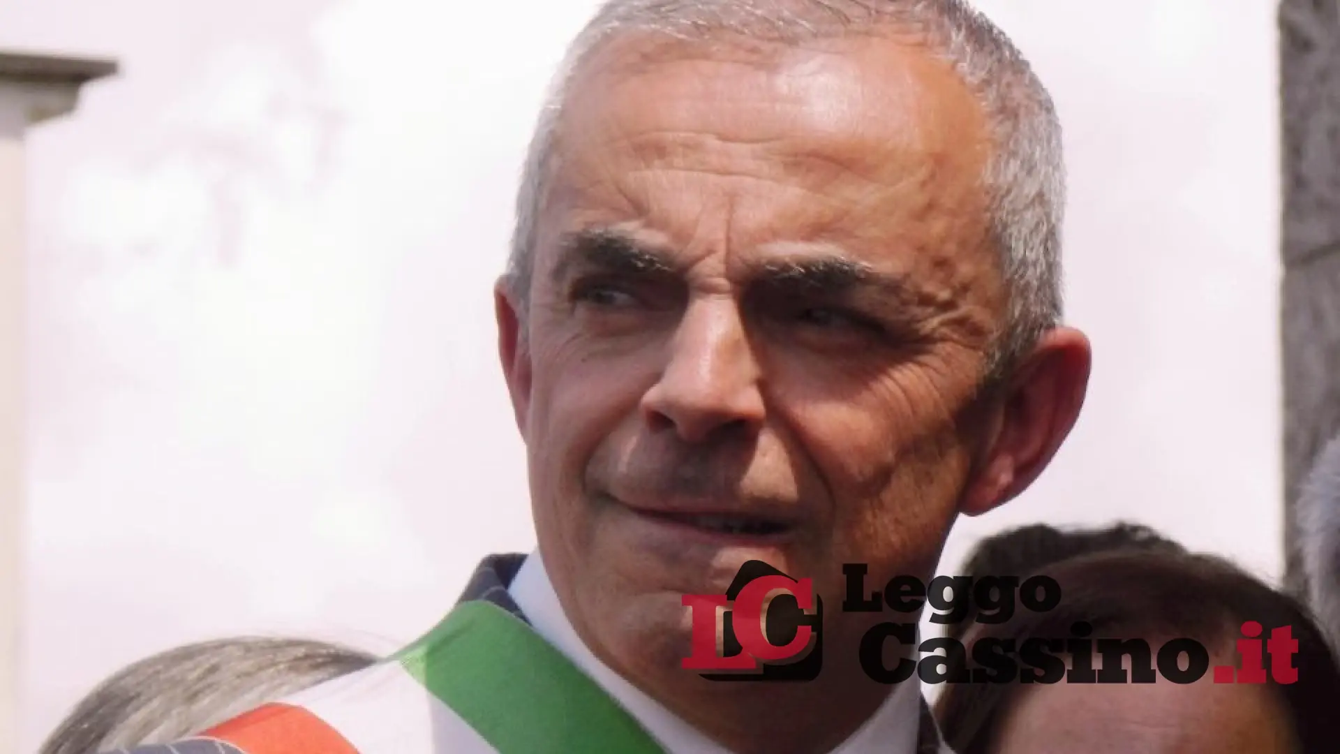 Sos incendi, vietato tenere i cani legati alla catena