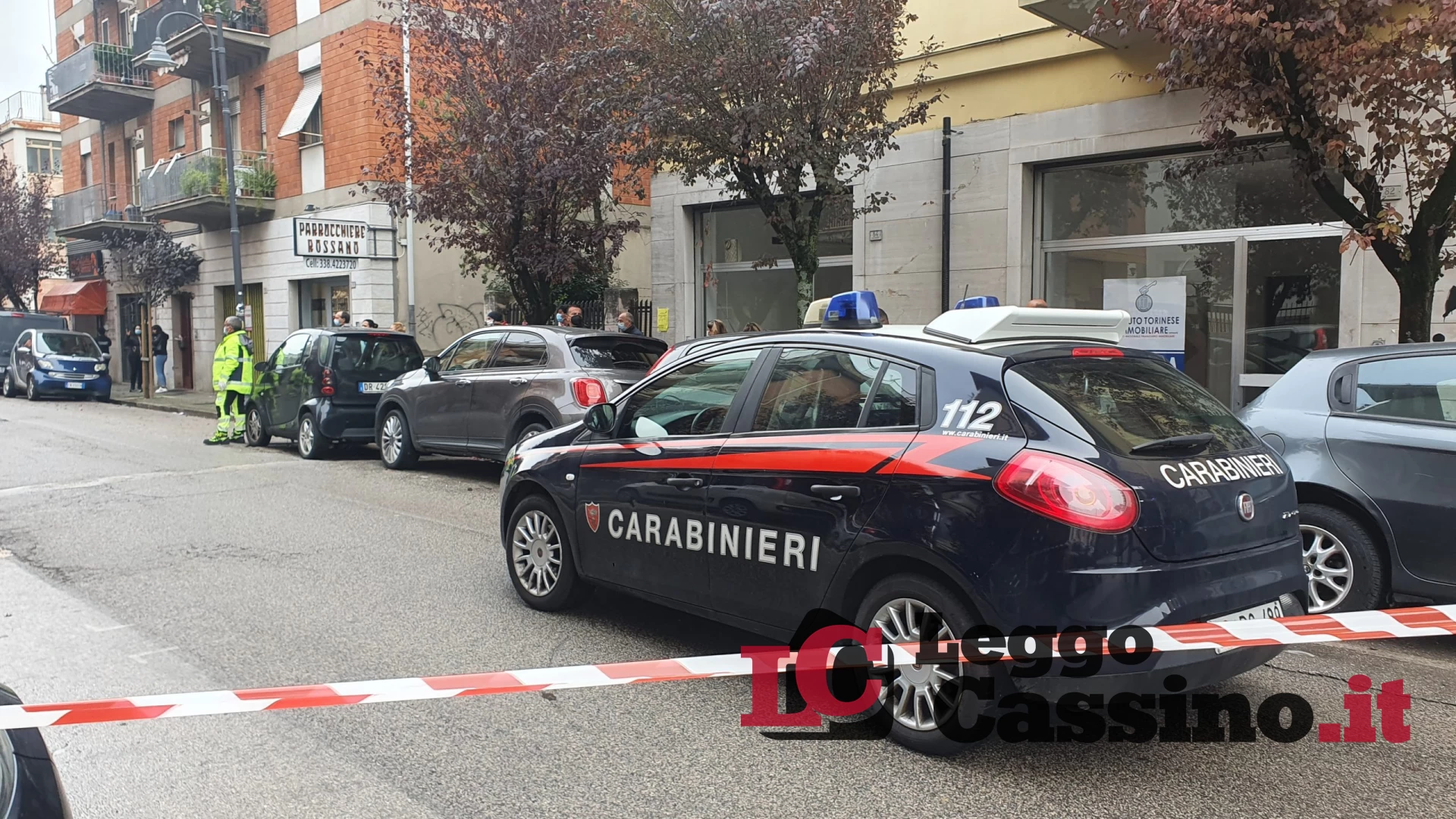 Tragedia a Cassino: giovane donna precipita dal balcone