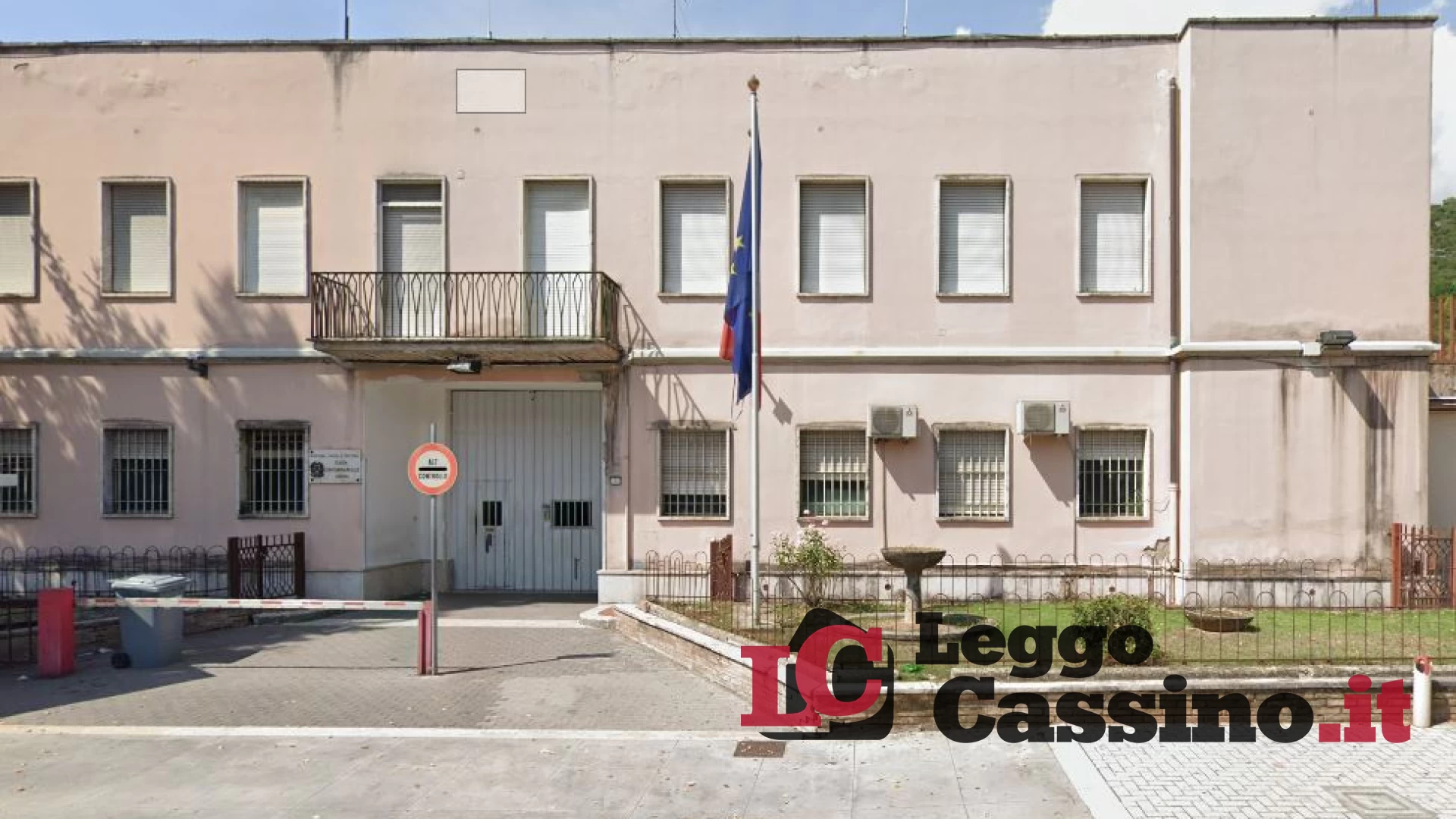 Detenuto aggredisce gli agenti nel carcere di Cassino