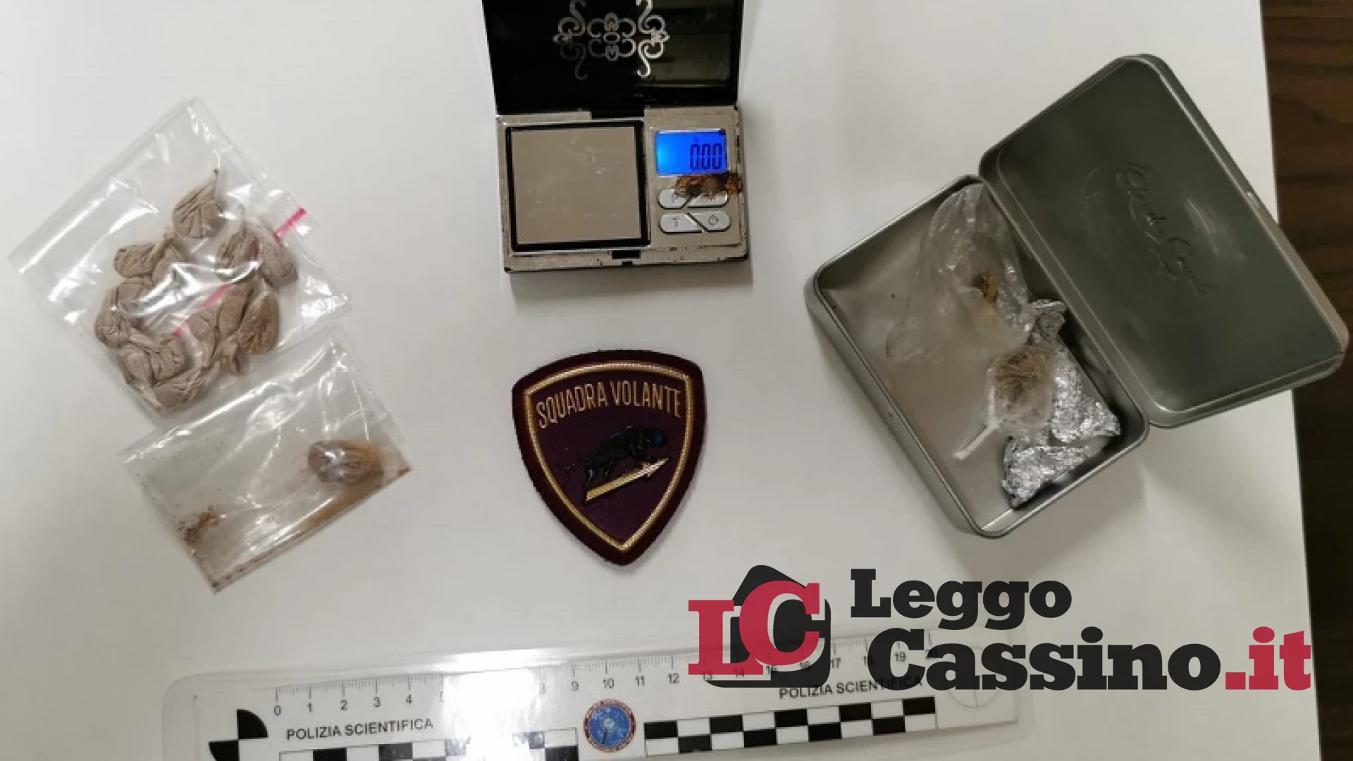 Detenzione di droga ai fini di spaccio, un militare finisce ai domiciliari