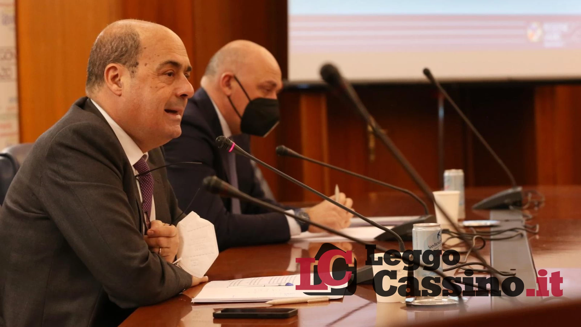 Tassa sull'auto, Irap e bonus energia: la Regione scende in campo