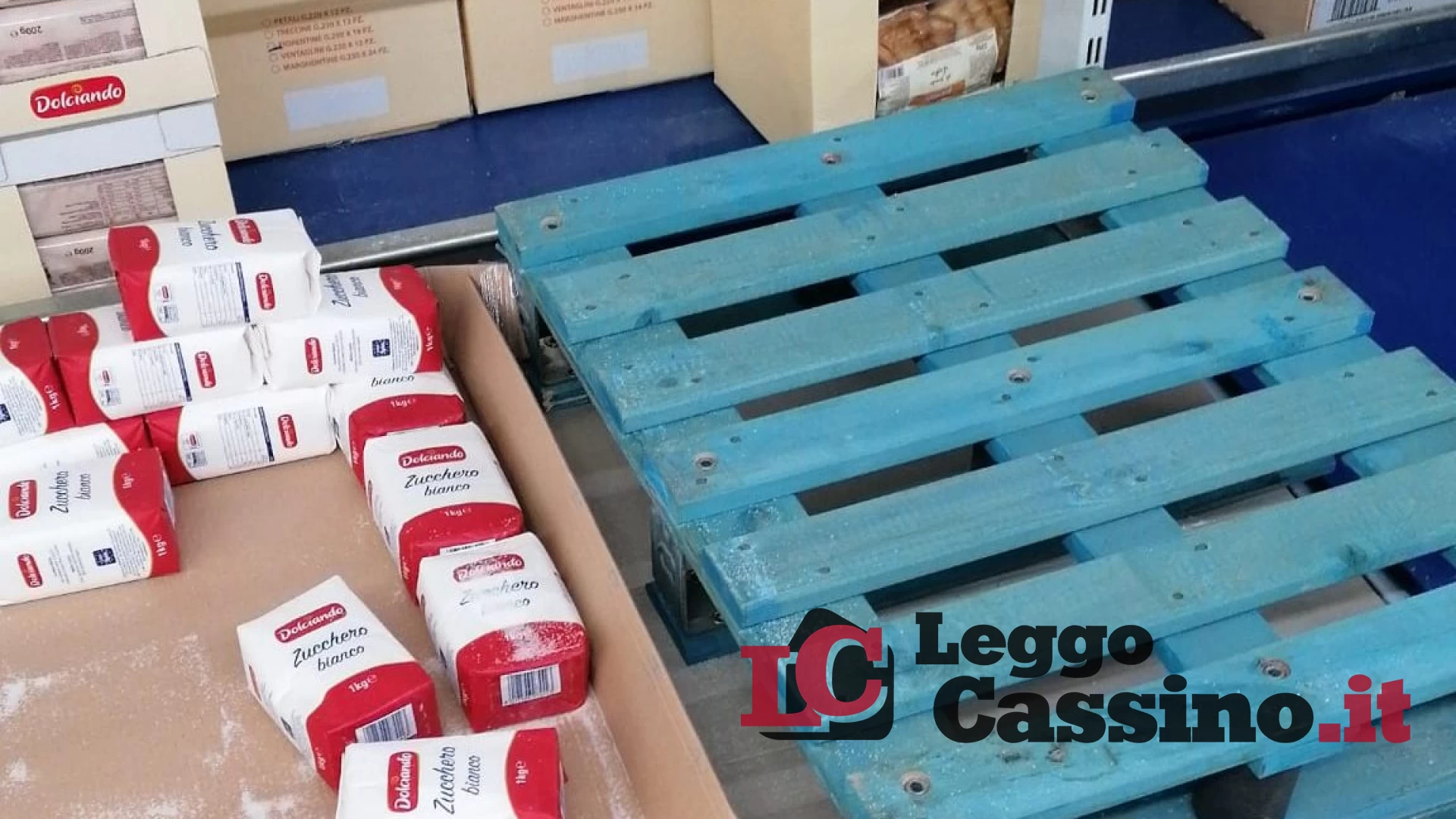 Cassino, alimentari presi d'assalto per paura dello stop