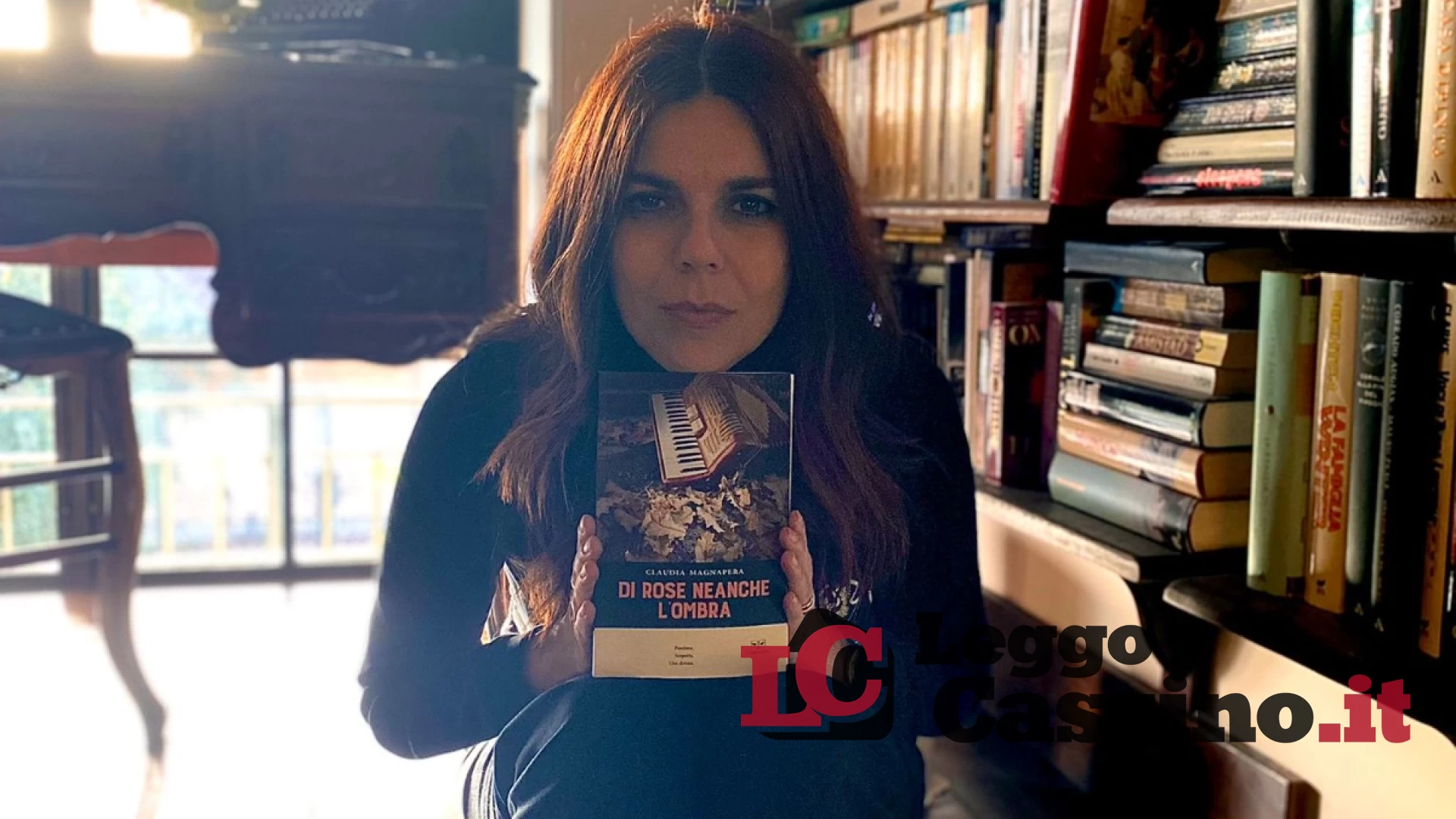 "Di rose neanche l'ombra", il primo romanzo di Claudia Magnapera