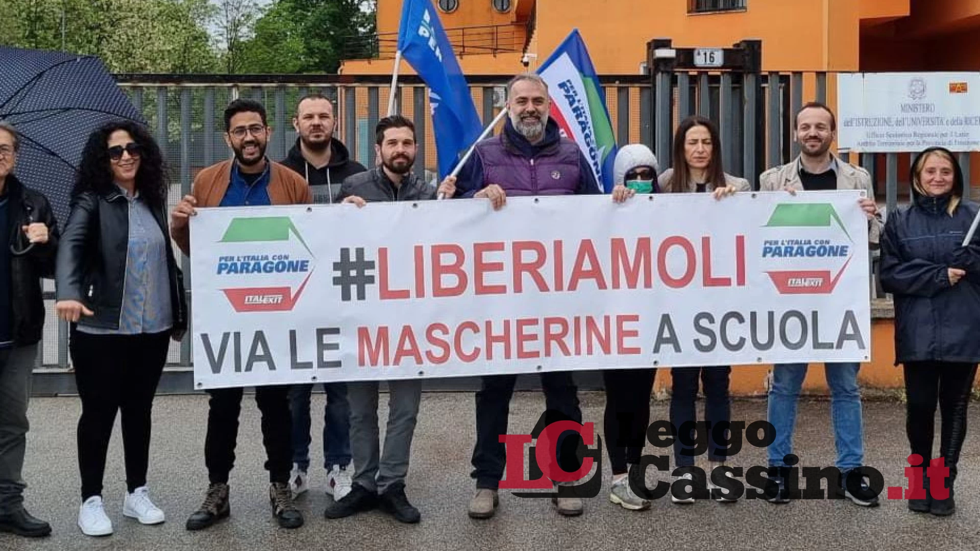 Flash mob del coordinamento provinciale di Italexit con Paragone