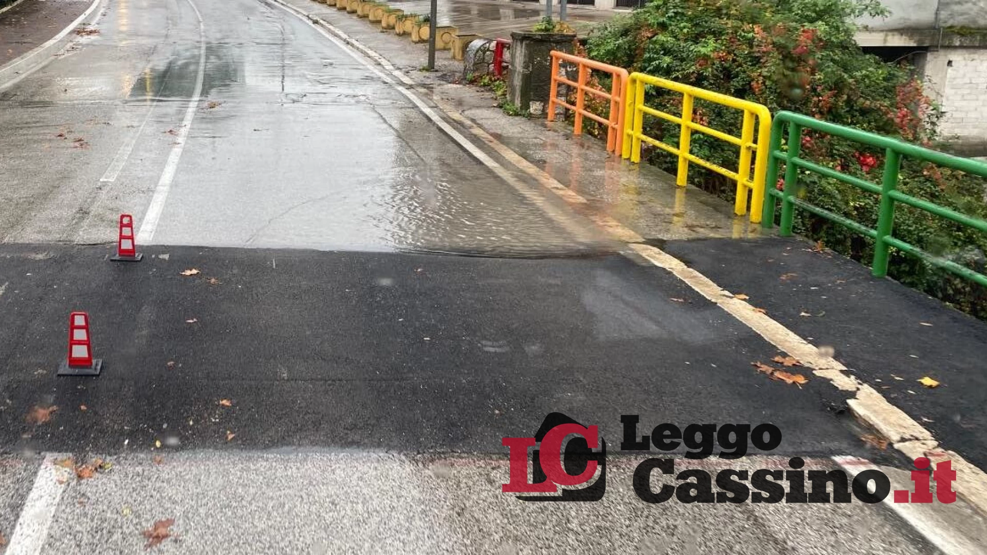"L'asfalto di quel dosso poteva servire per riparare le voragini in città"
