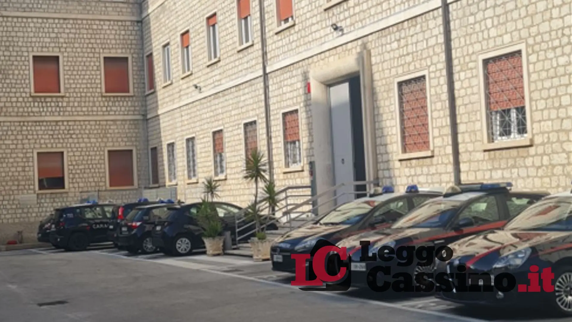 Spacciavano nella villa comunale di Cassino: scacco alla banda