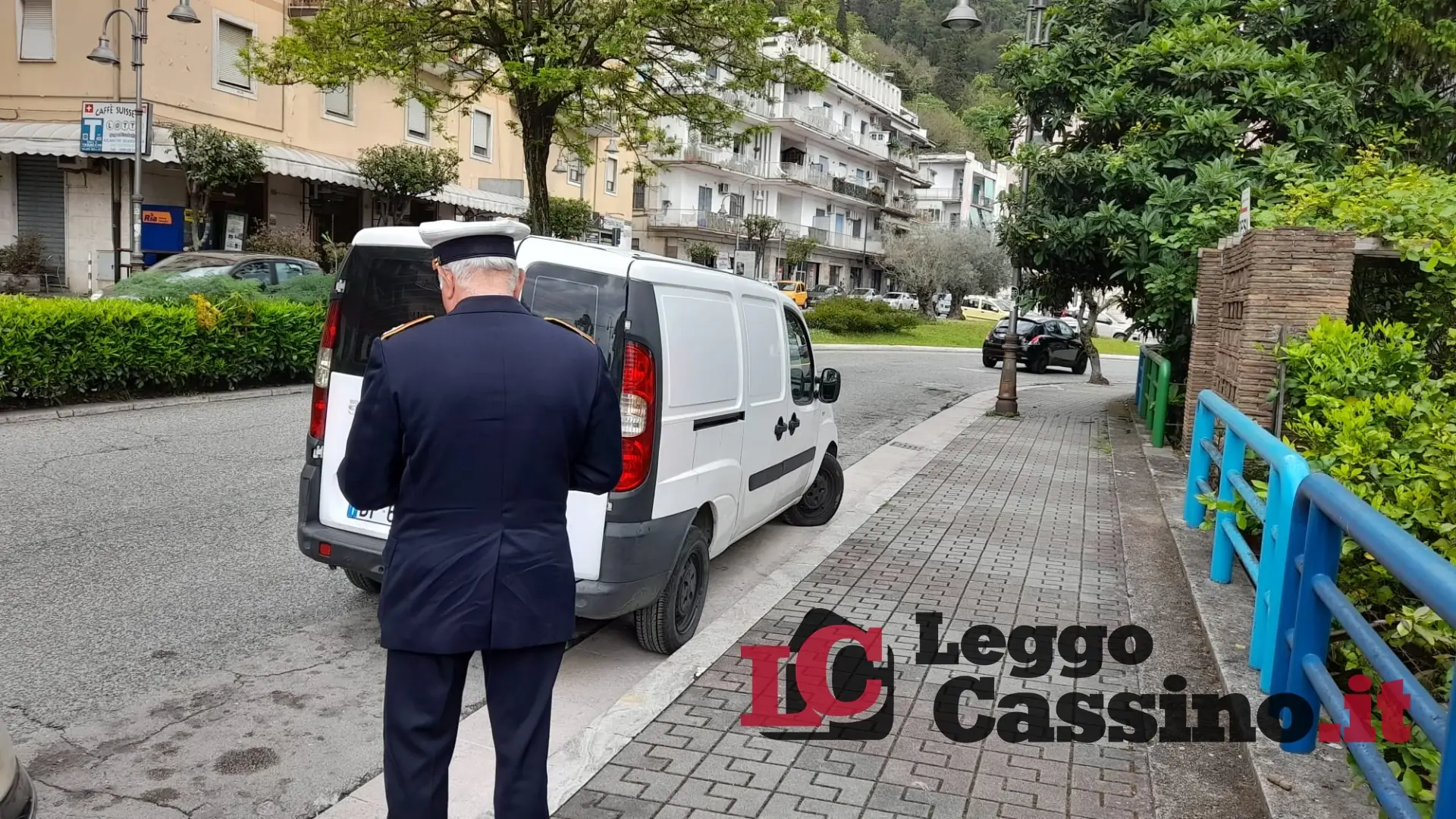 Sosta selvaggia, ondata di multe a Cassino: 1.700 verbali in 40 giorni
