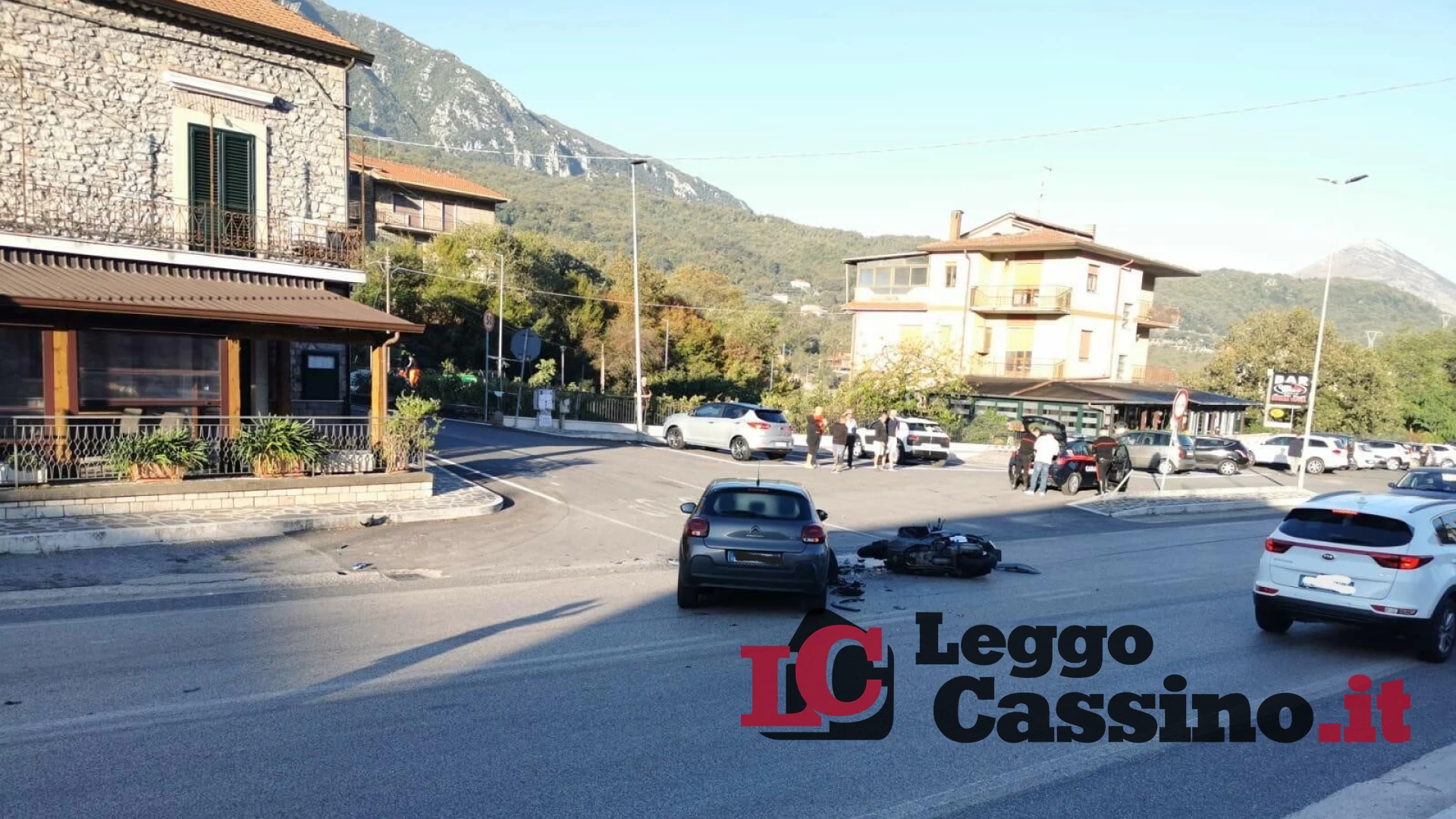Ennesimo scontro sulla Cassino-Formia tra auto e scooter