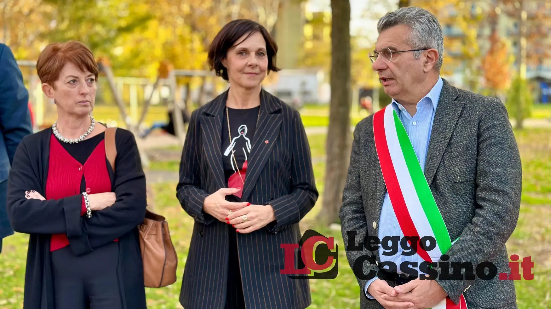 "Non solo panchine rosse, dobbiamo andare nelle scuole e scuotere le coscienze"