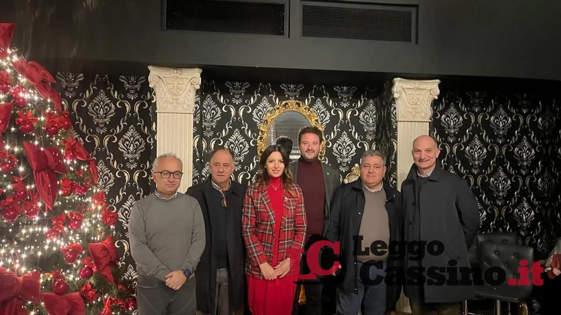 Il mercatino di Natale allestito dal centro Arcobaleno di Caira