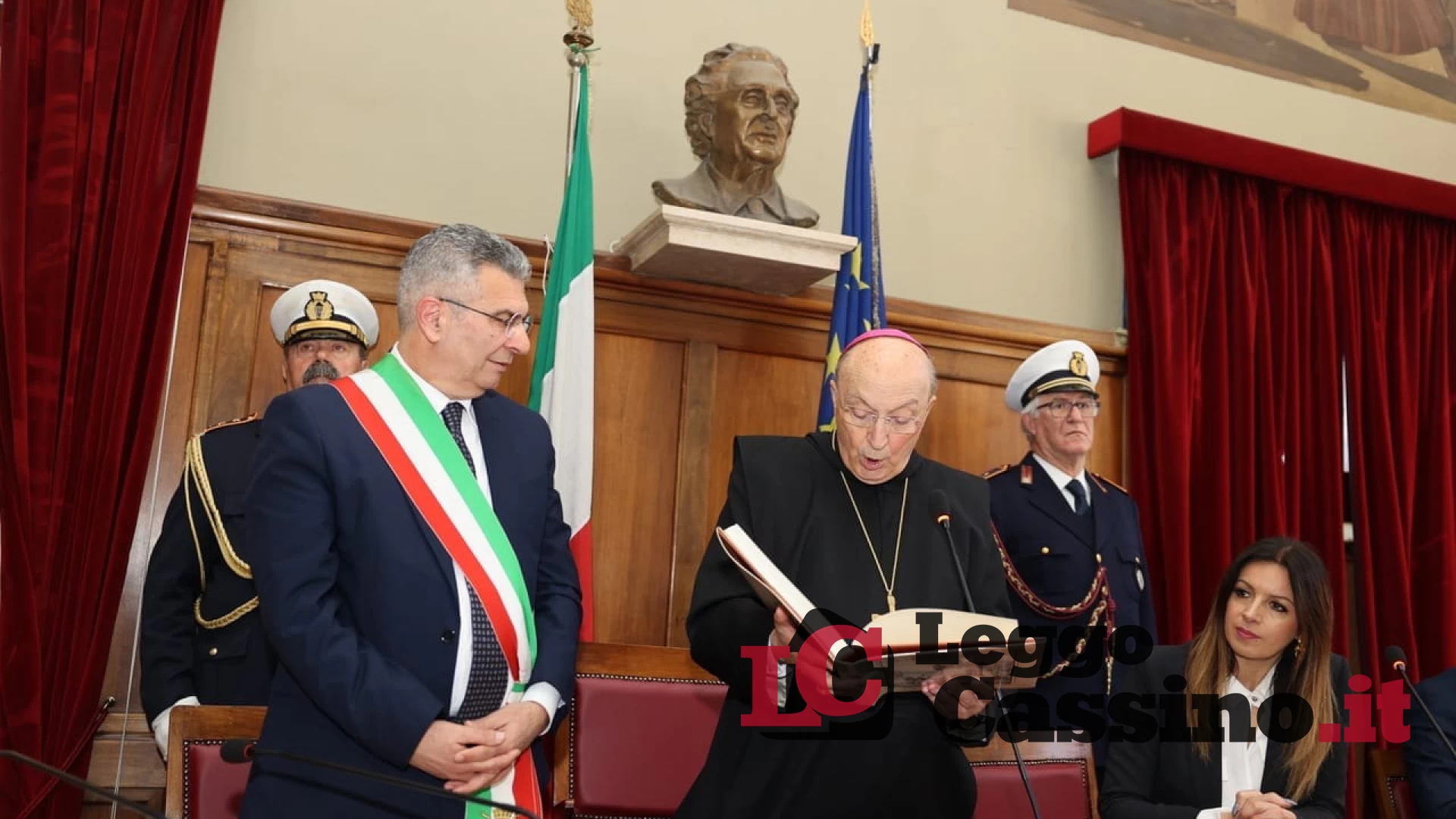 Conferita la cittadinanza onoraria all'ex abate Bernardo D'Onorio