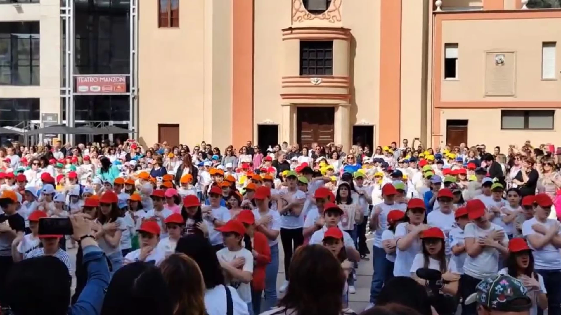 "Dalla Guerra alla Pace". Flash mob e una mostra didattica a Cassino
