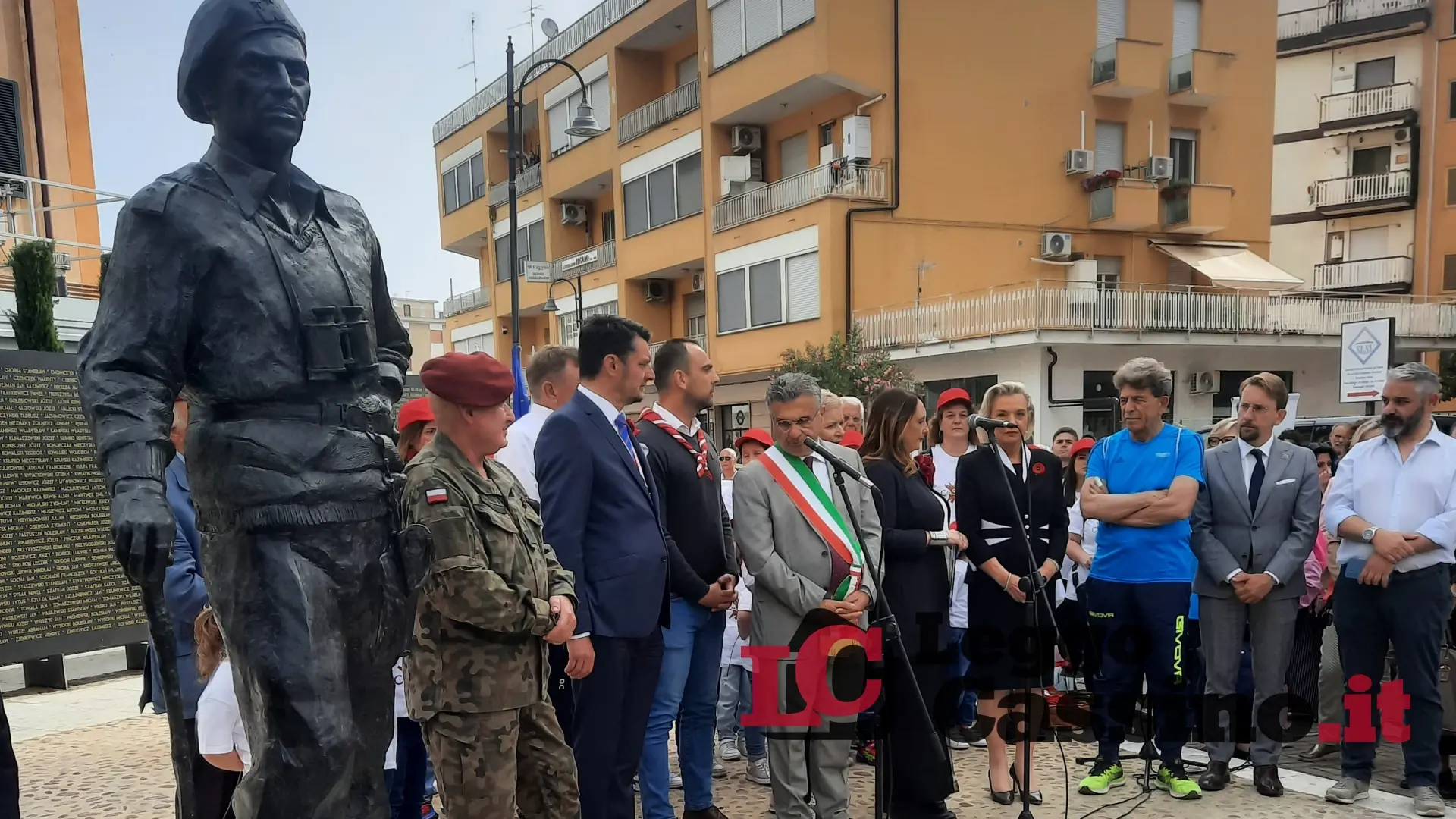 Inaugurata a Cassino la statua del generale Anders