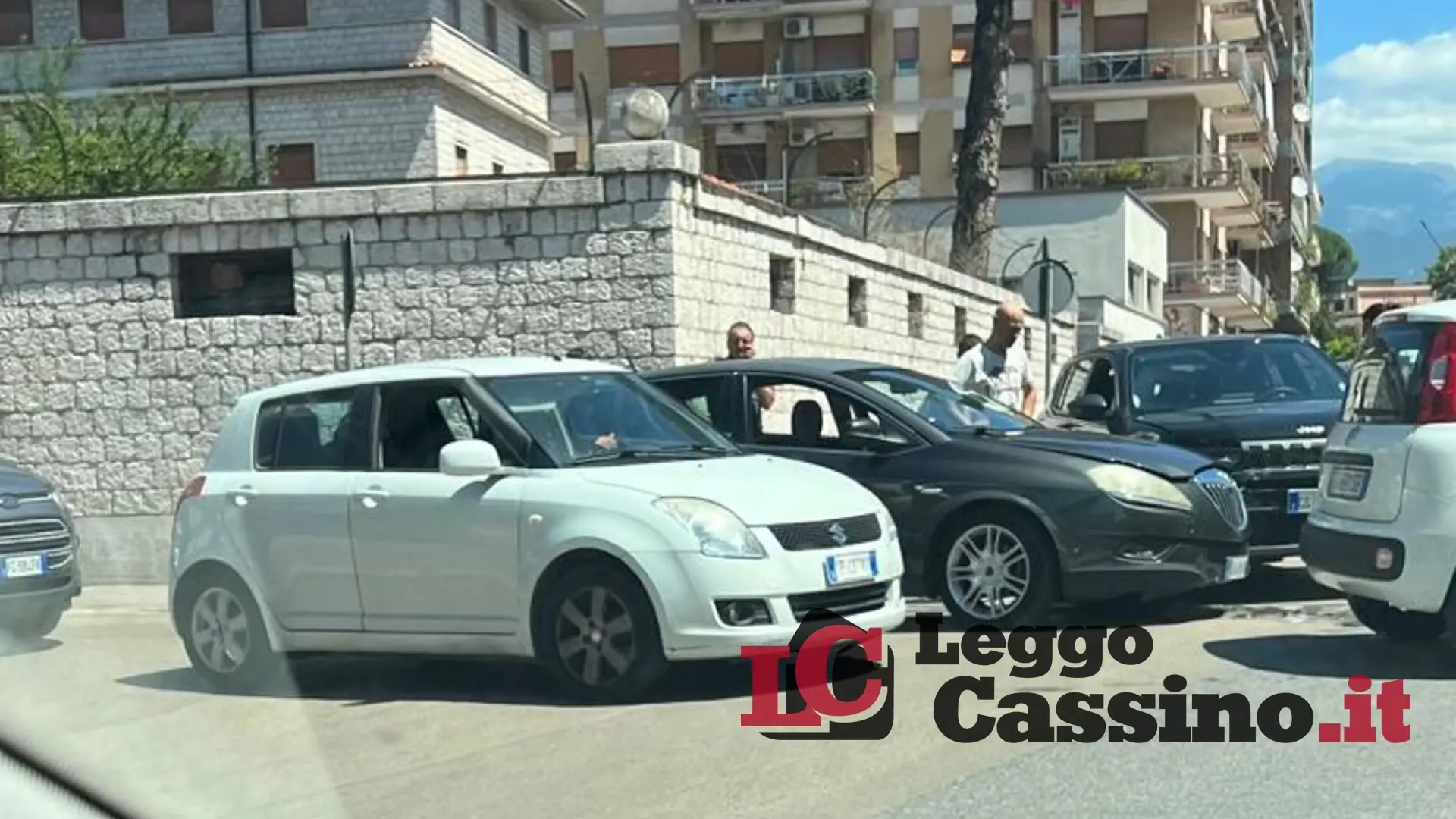 Cassino, schianto in centro: paura e feriti