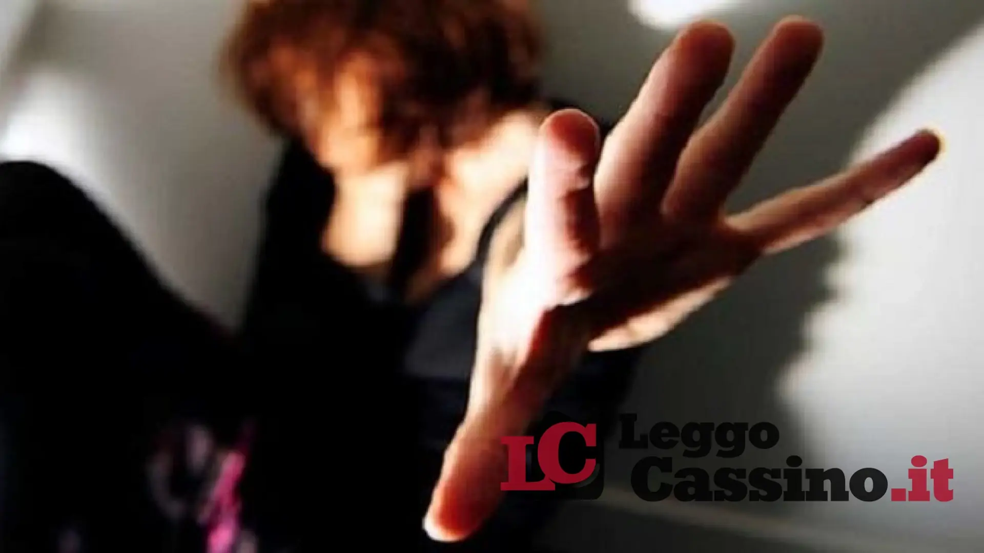 Aggrediva l'ex convivente: scatta il braccialetto elettronico