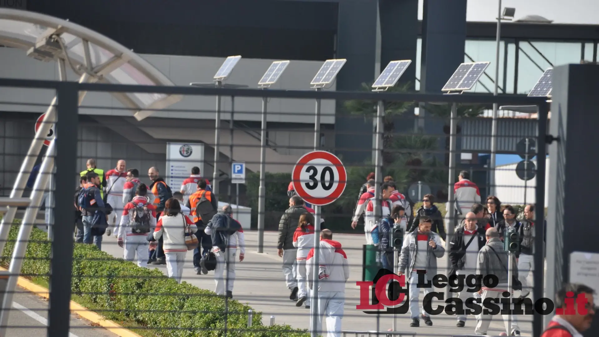 Nuovi stop per Stellantis a Cassino, si riapre il fronte della crisi: vertice a Monaco