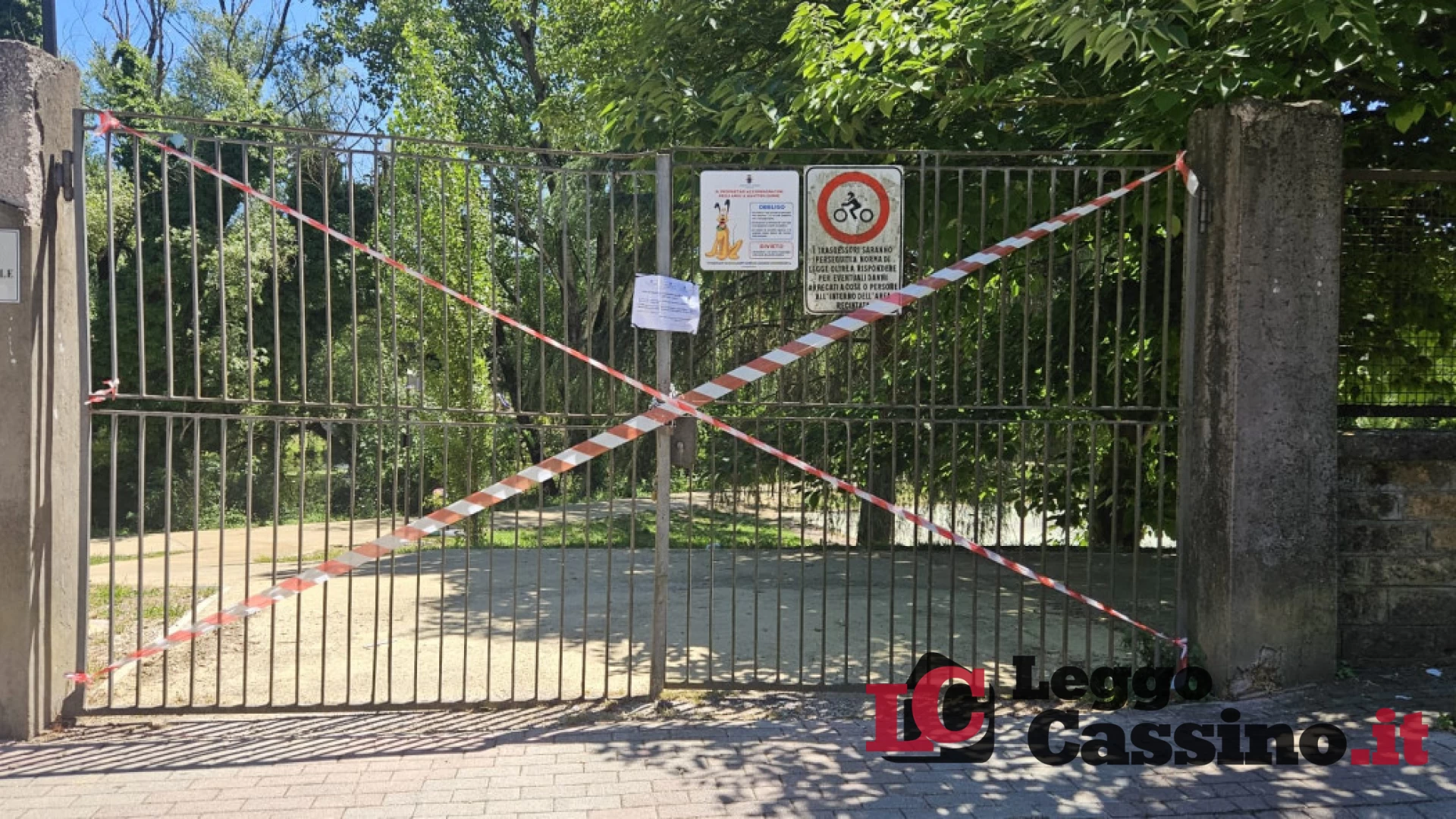 Cassino, il sequestro della villa comunale accende lo scontro. Tra strumentalizzazioni e nodi da sciogliere