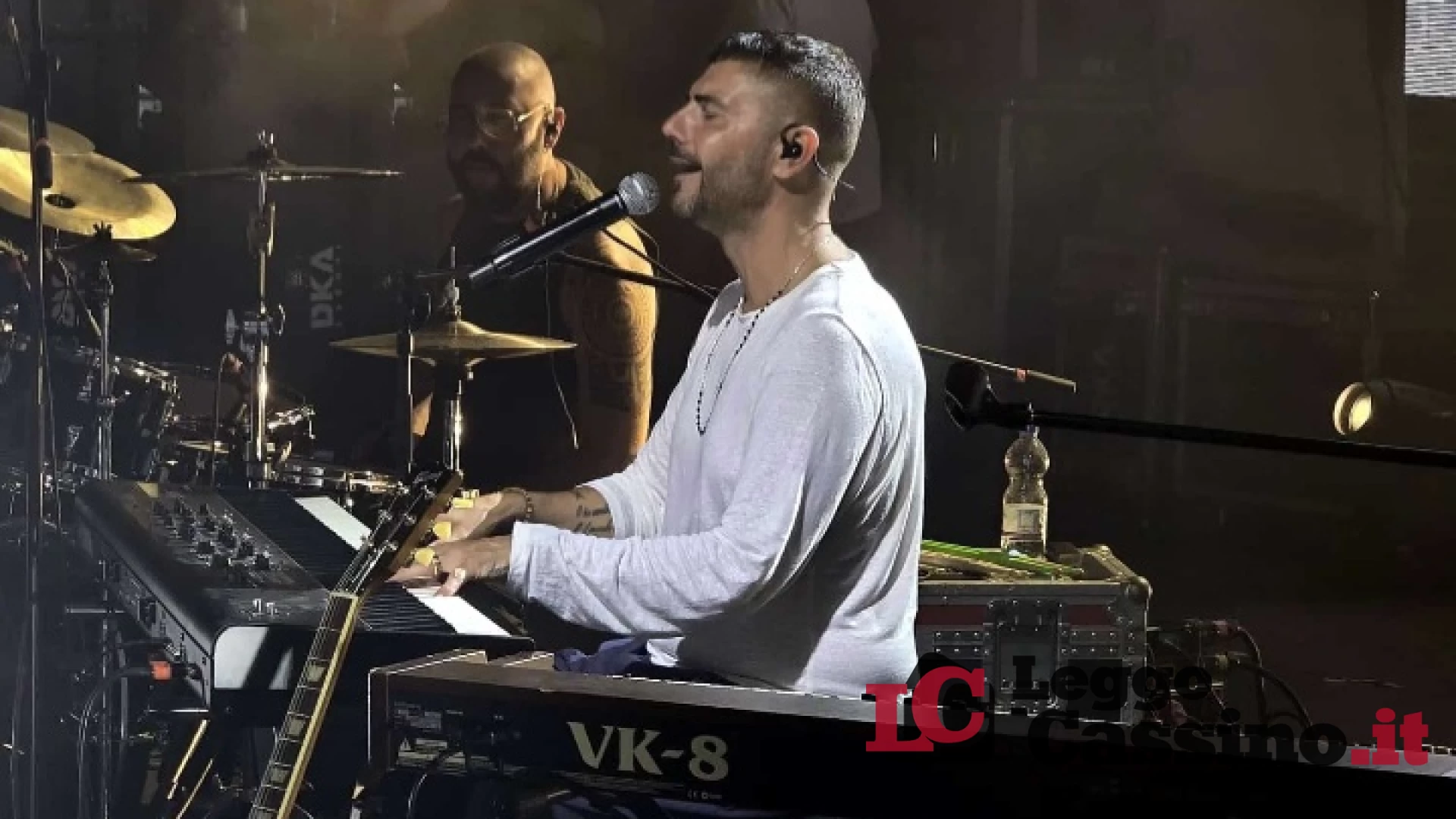 Il cantante Gianni Fiorellino arriva direttamente al cuore della gente