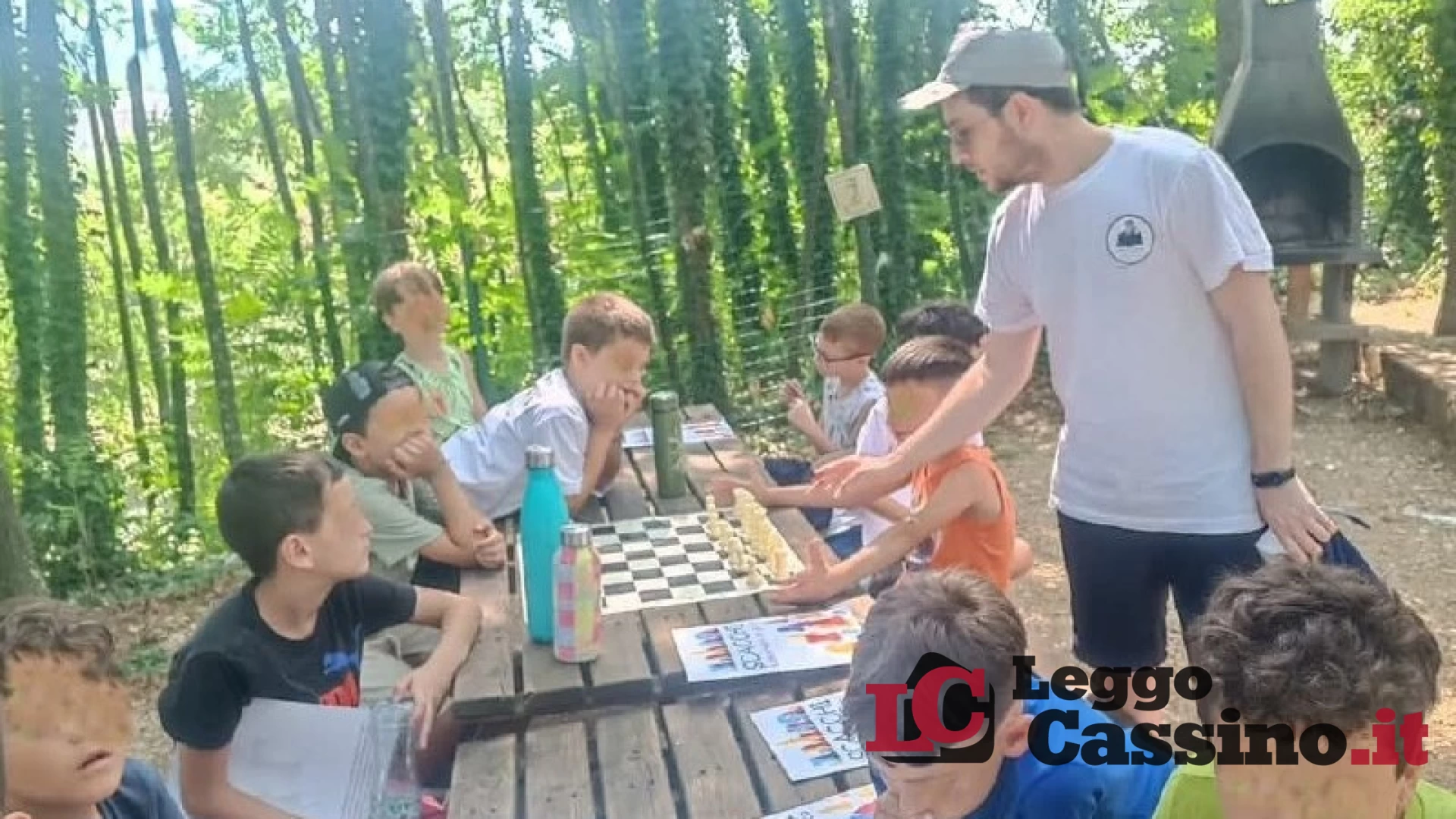 Scacco matto ad Adventureland: oltre 50 giovani scacchisti in gioco con il team ERREJEFFE