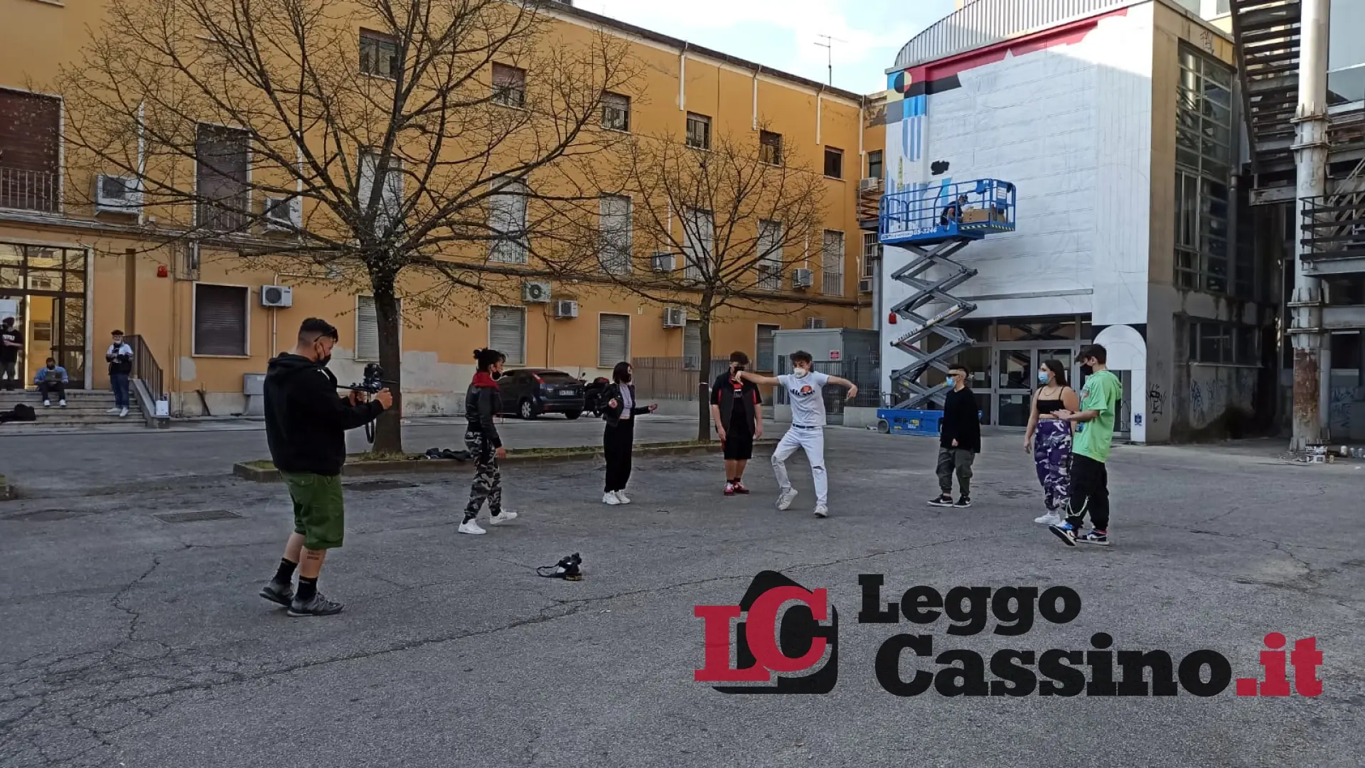 Autismo, un flash mob nella piazza dedicata allo street art