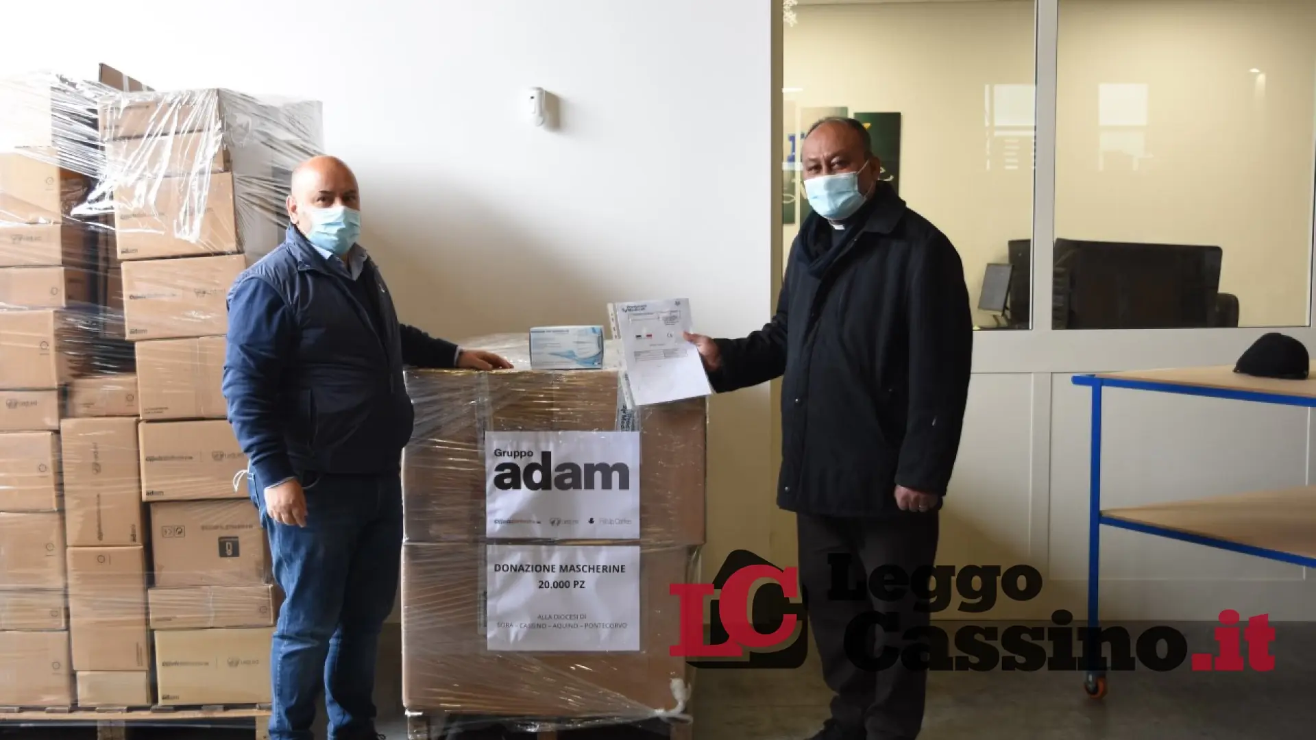 Il Gruppo Adam dona ventimila mascherine alla Diocesi
