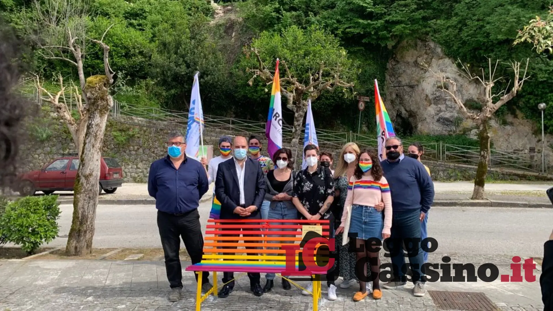 Ad Atina la prima panchina arcobaleno della Ciociaria