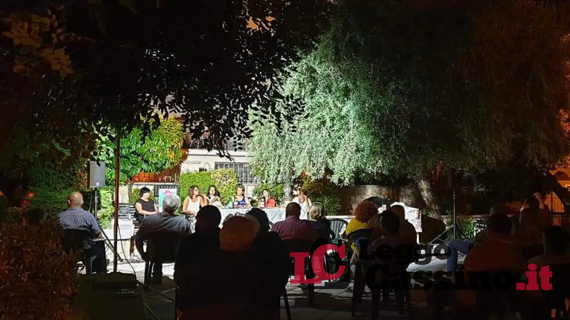 Coreno, Annalisa Corrado presenta "Le ragazze salveranno il mondo"