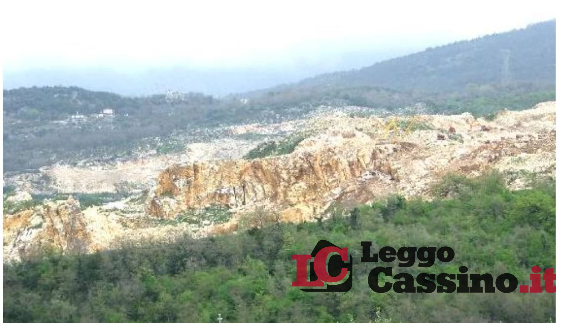 Incidente sul lavoro in una segheria del distretto del marmo: due feriti