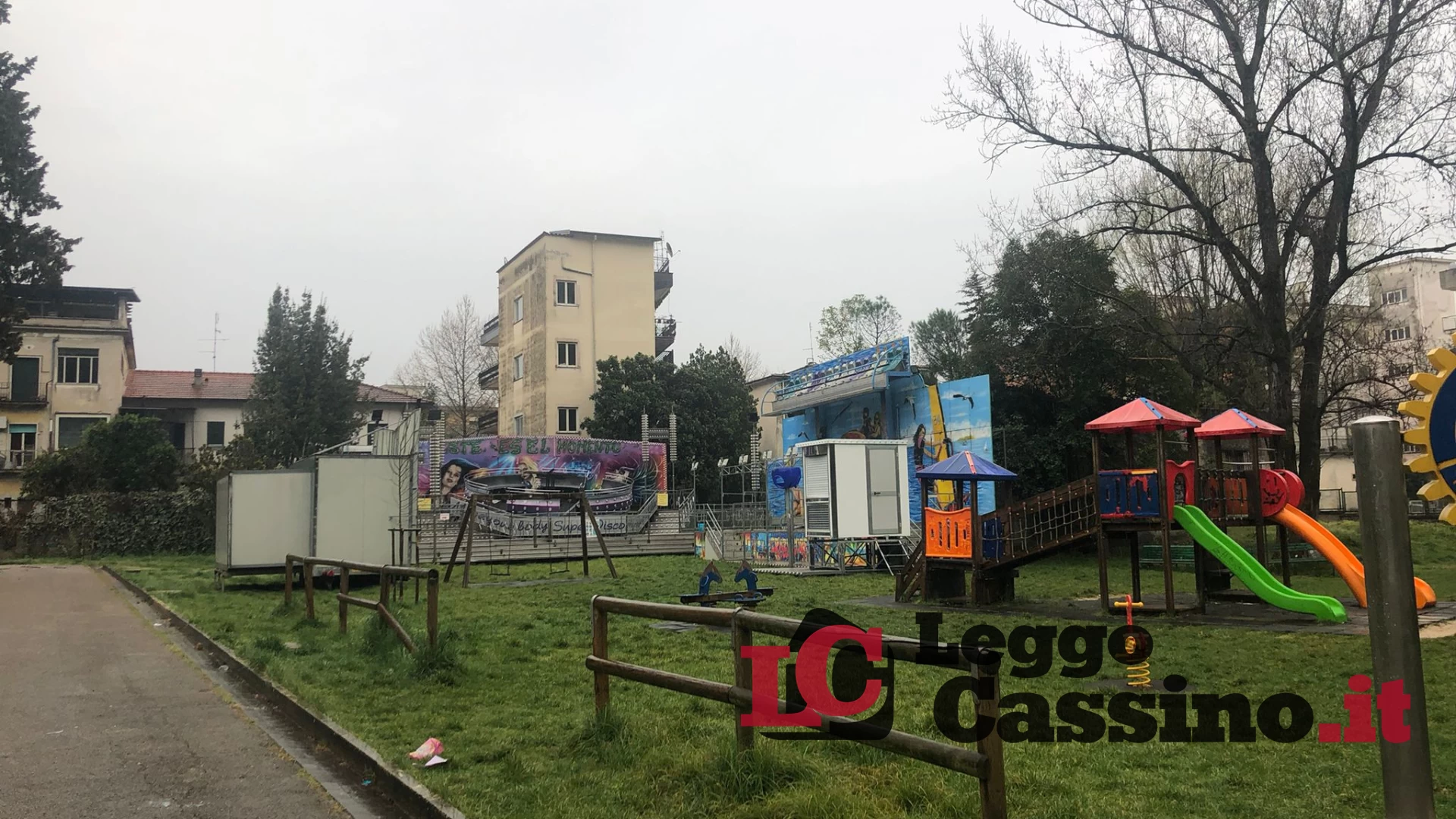 Politici sulla giostra, si scatena la bagarre