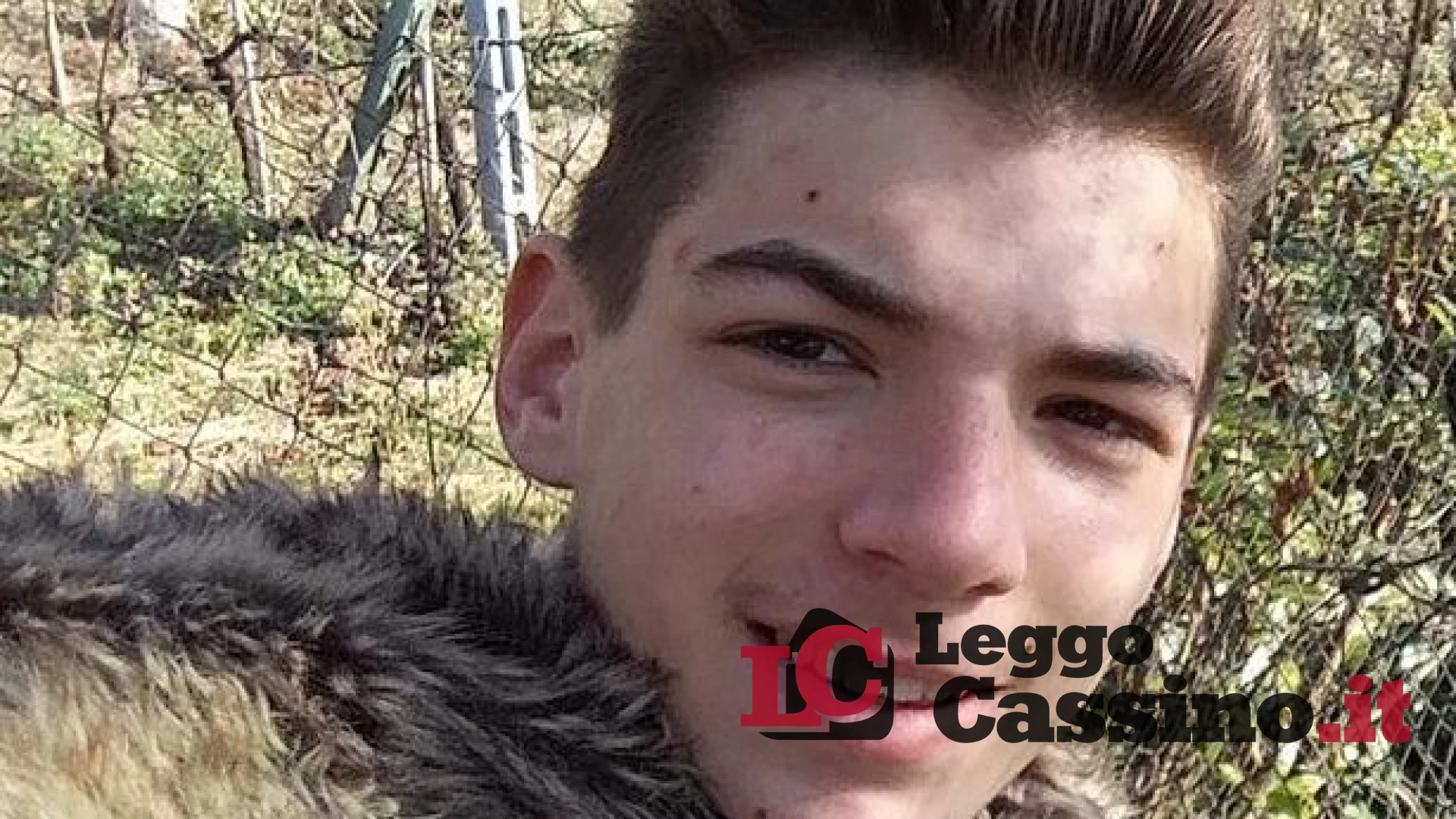 Tragedia nella notte, giovane di 20 anni muore in un incidente stradale