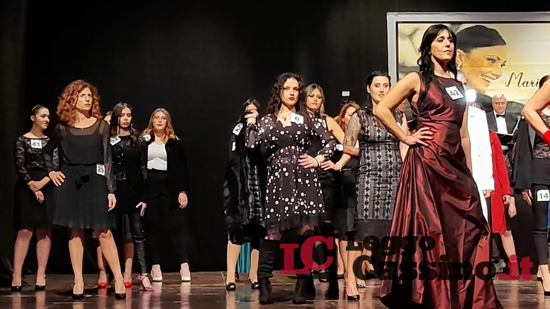 Il sorriso di Maria Grazia Messore ha illuminato la sfilata di beneficenza al Teatro Manzoni di Cassino