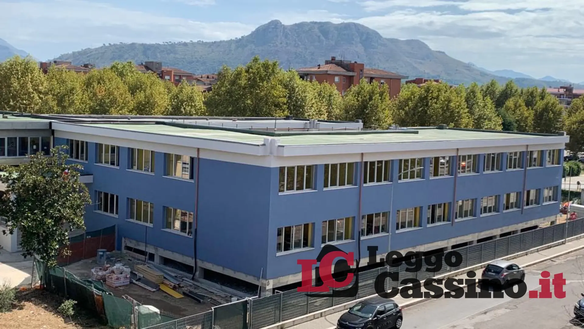 Nuovo look per la scuola media Di Biasio dopo un anno di lavori