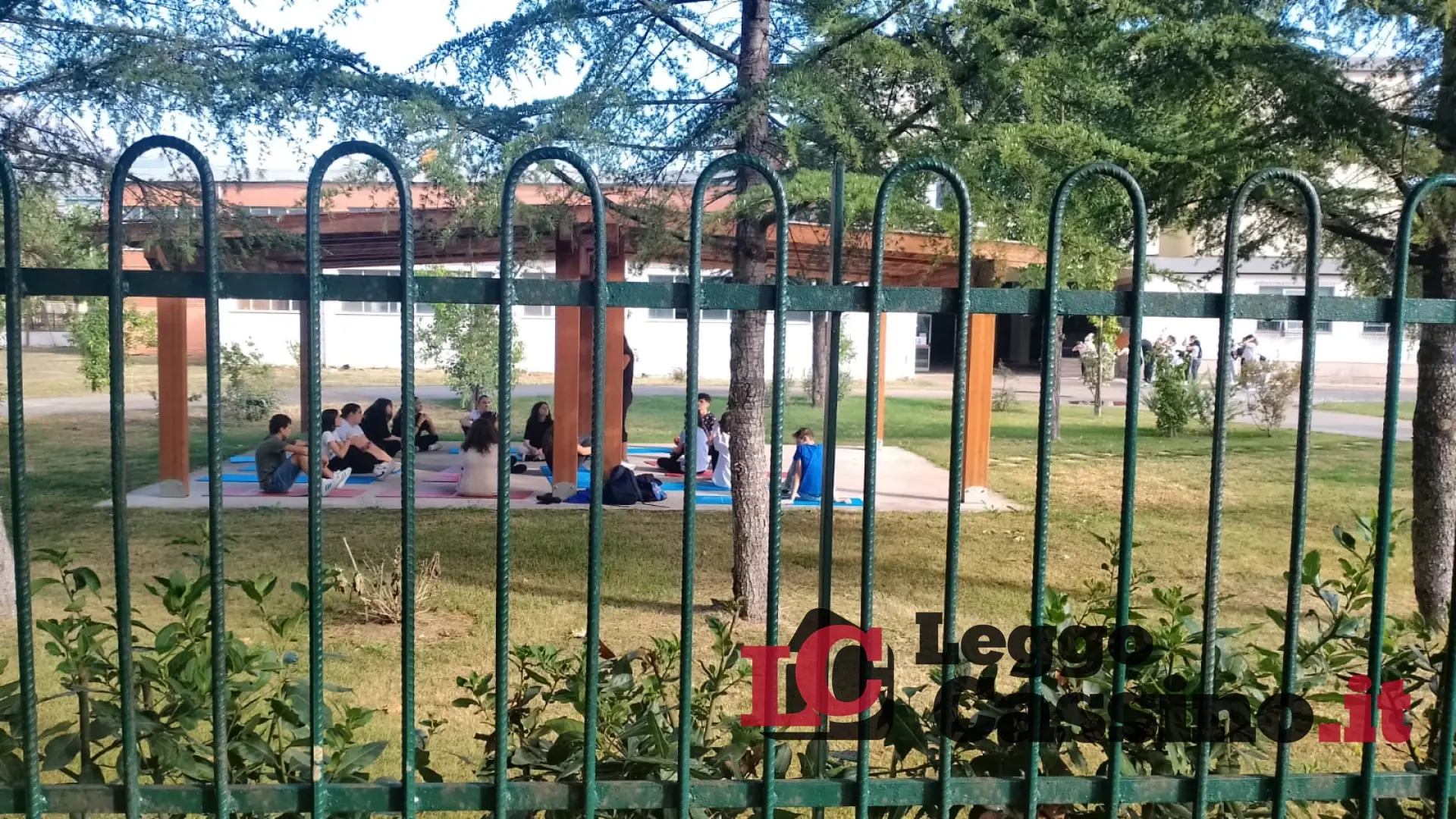 Non solo la tecnologia e gli strumenti digitali, nelle aule tornano le cartine