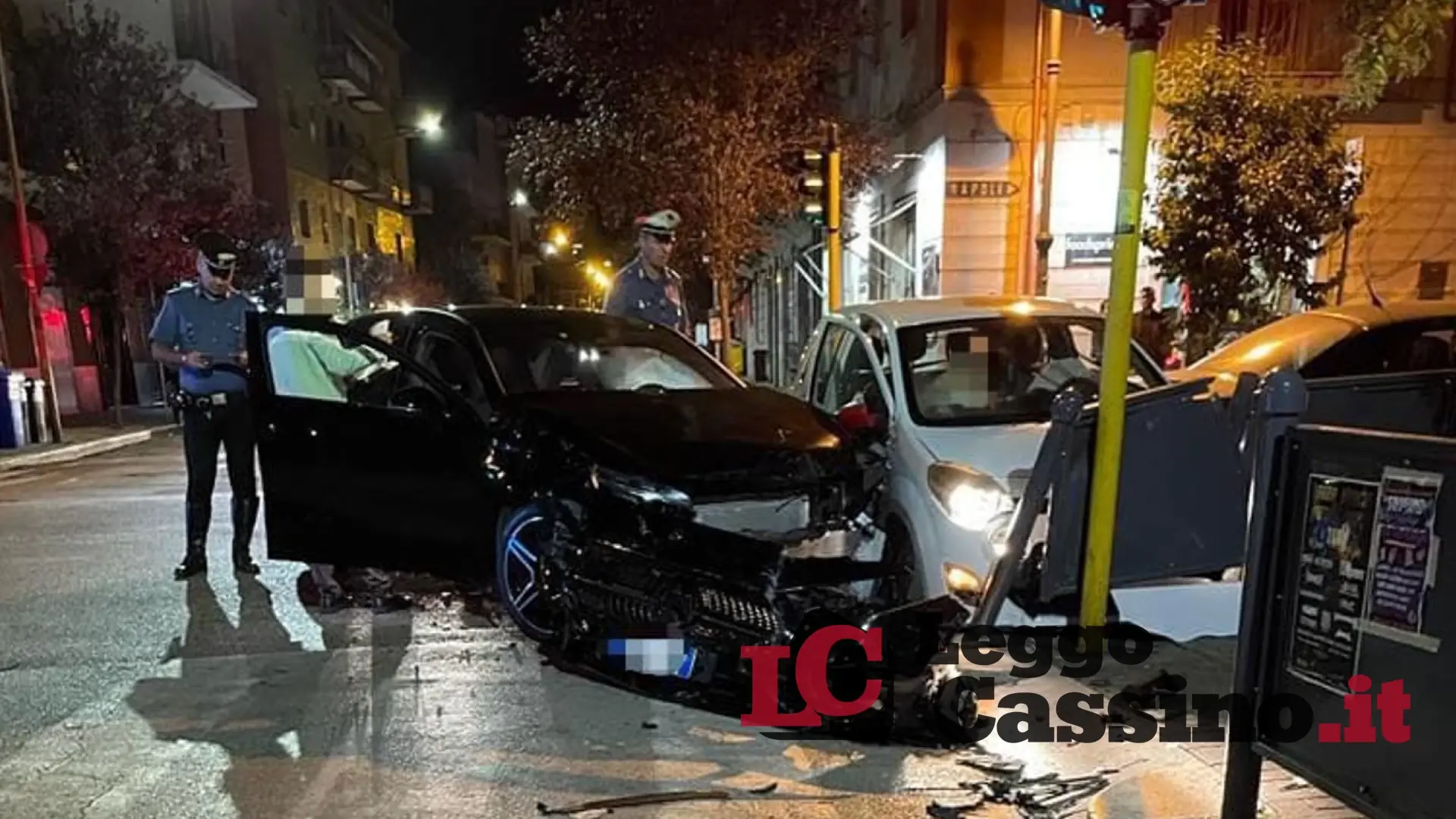 Cassino, ennesimo scontro in pieno centro: due feriti