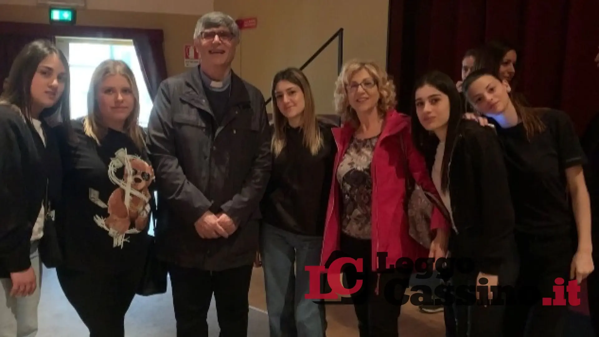 Gli studenti dell'IIS San Benedetto a lezione di legalità con don Patriciello