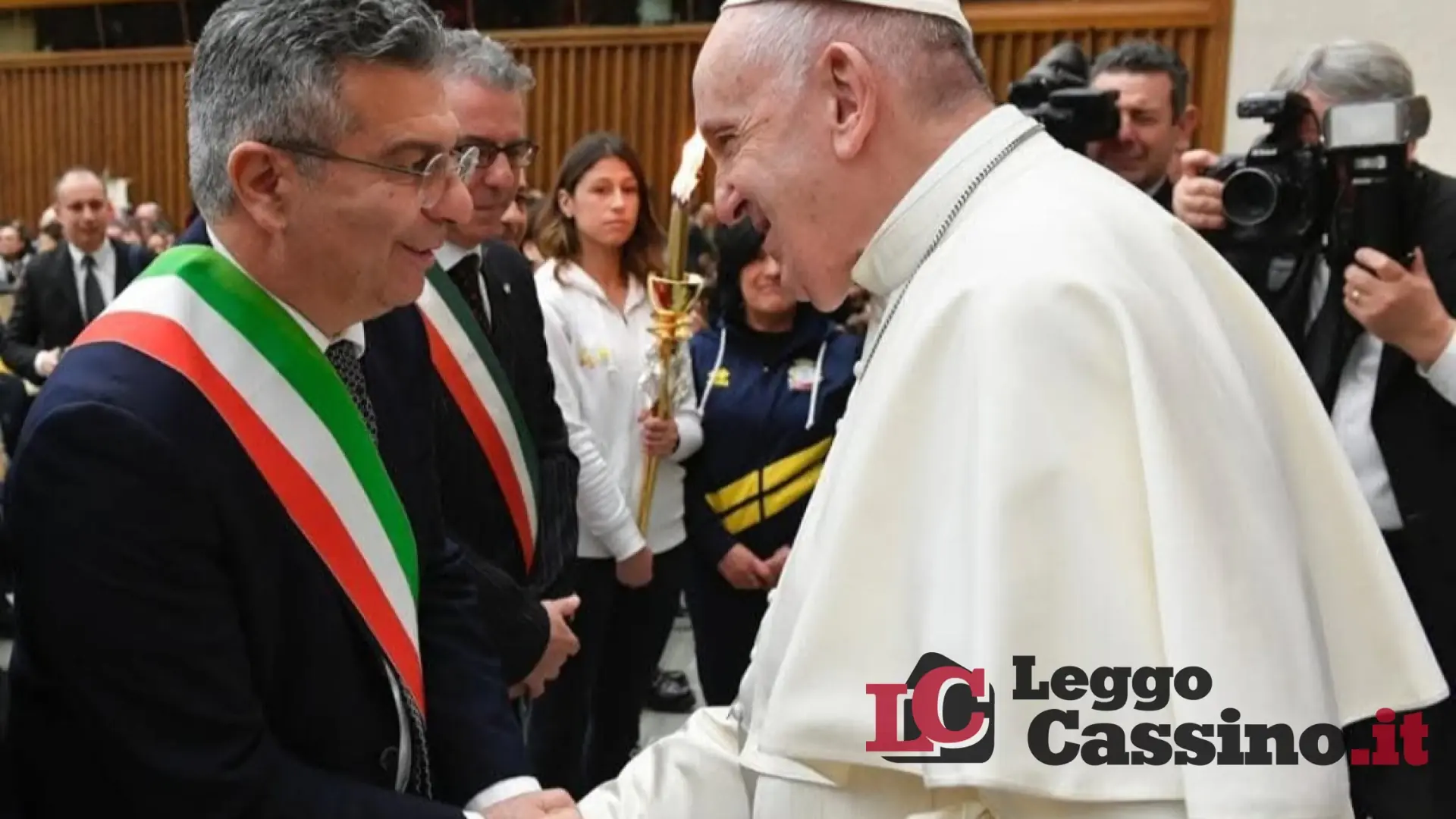 Anche il sindaco di Cassino Enzo Salera ai funerali di Papa Francesco