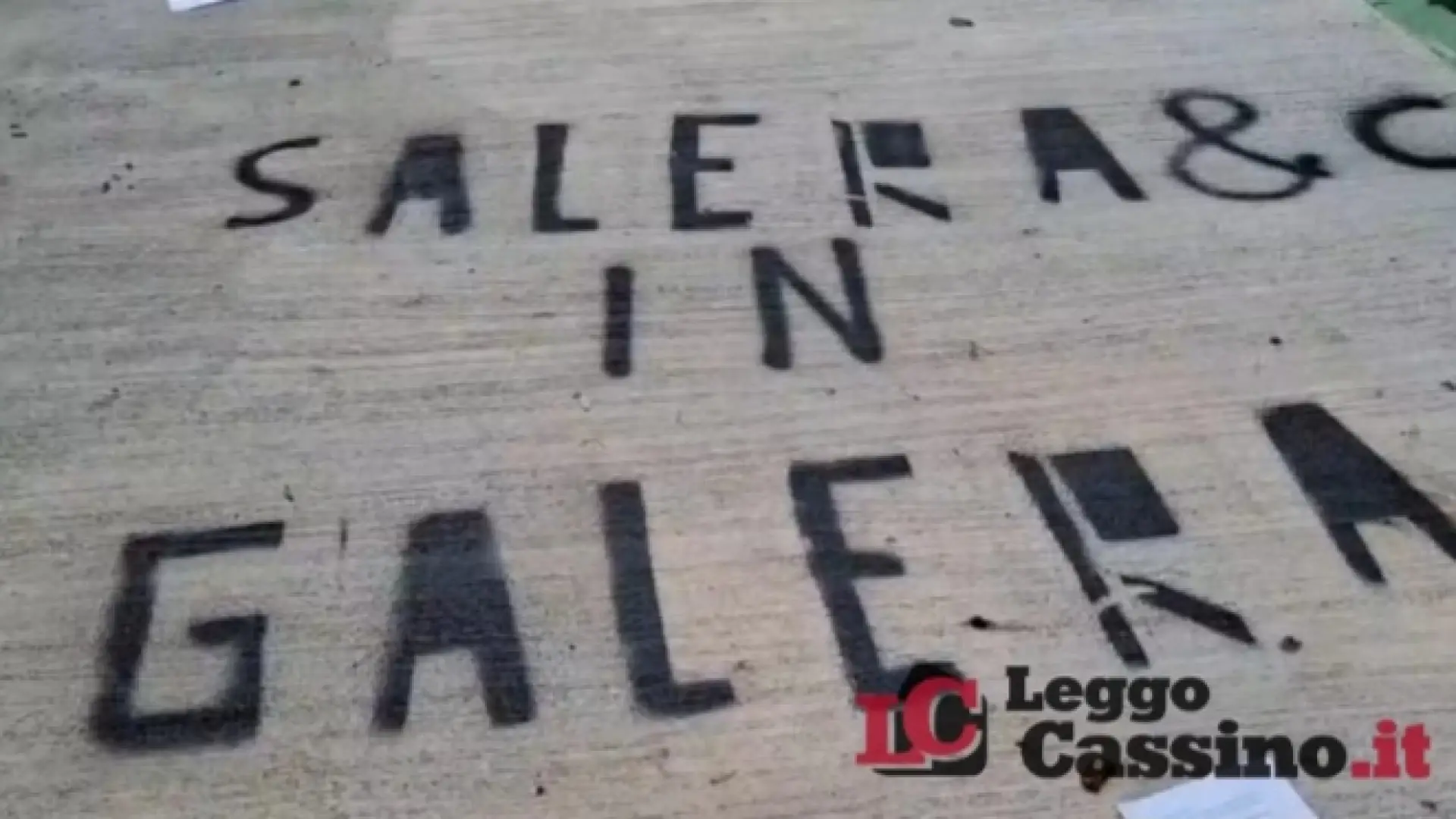 "La violenza non è ammessa", solidarietà unanime al Sindaco Salera