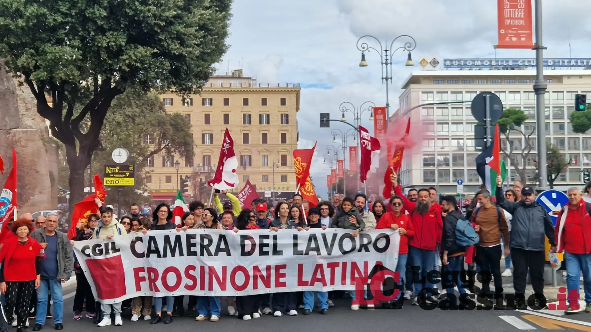 "Democrazia al Lavoro": la CGIL in piazza a Roma contro la manovra e il carovita