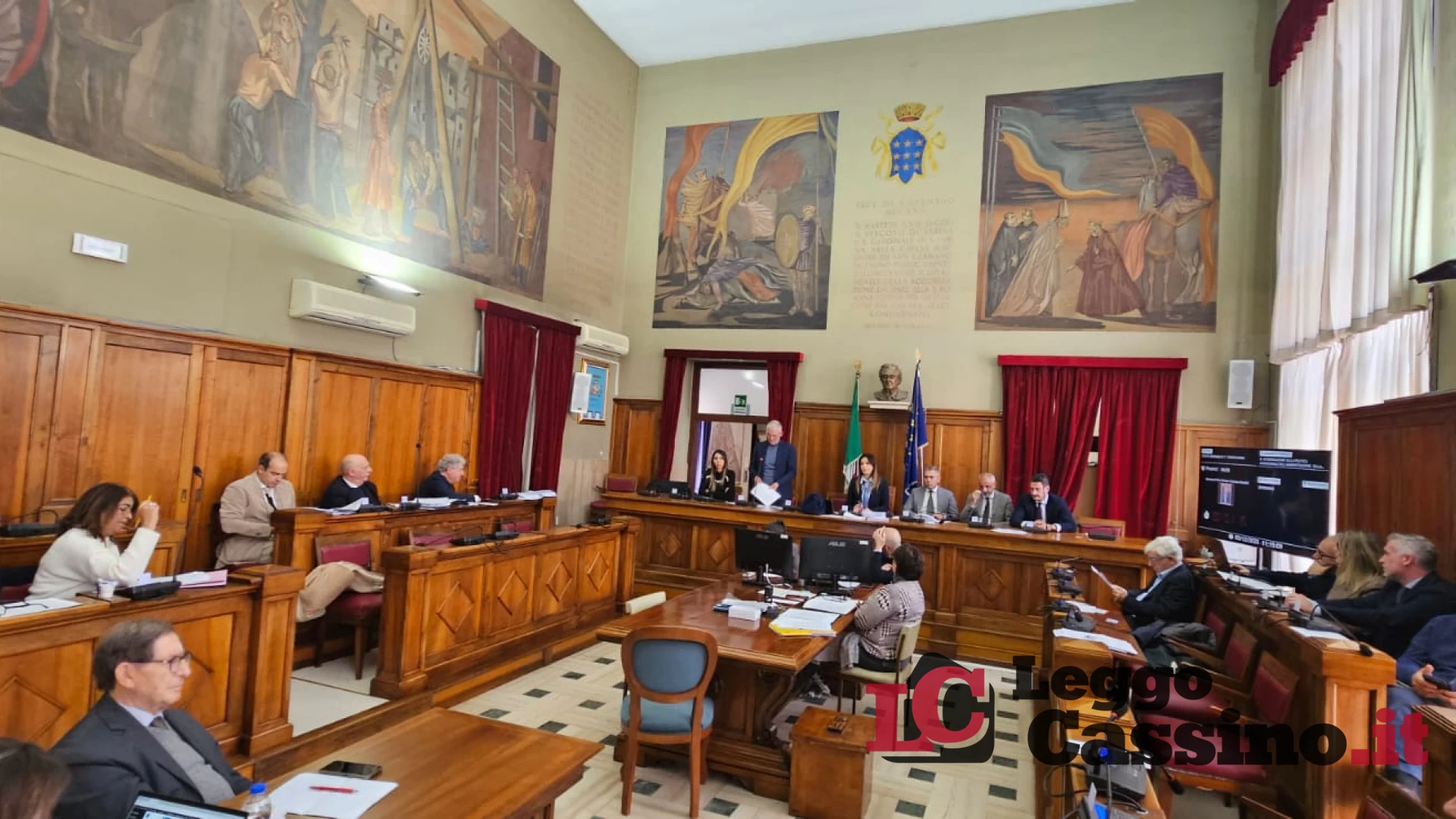 “Allarme scuola e telecamere rubate”, l’opposizione sferra l'attacco in Consiglio Comunale