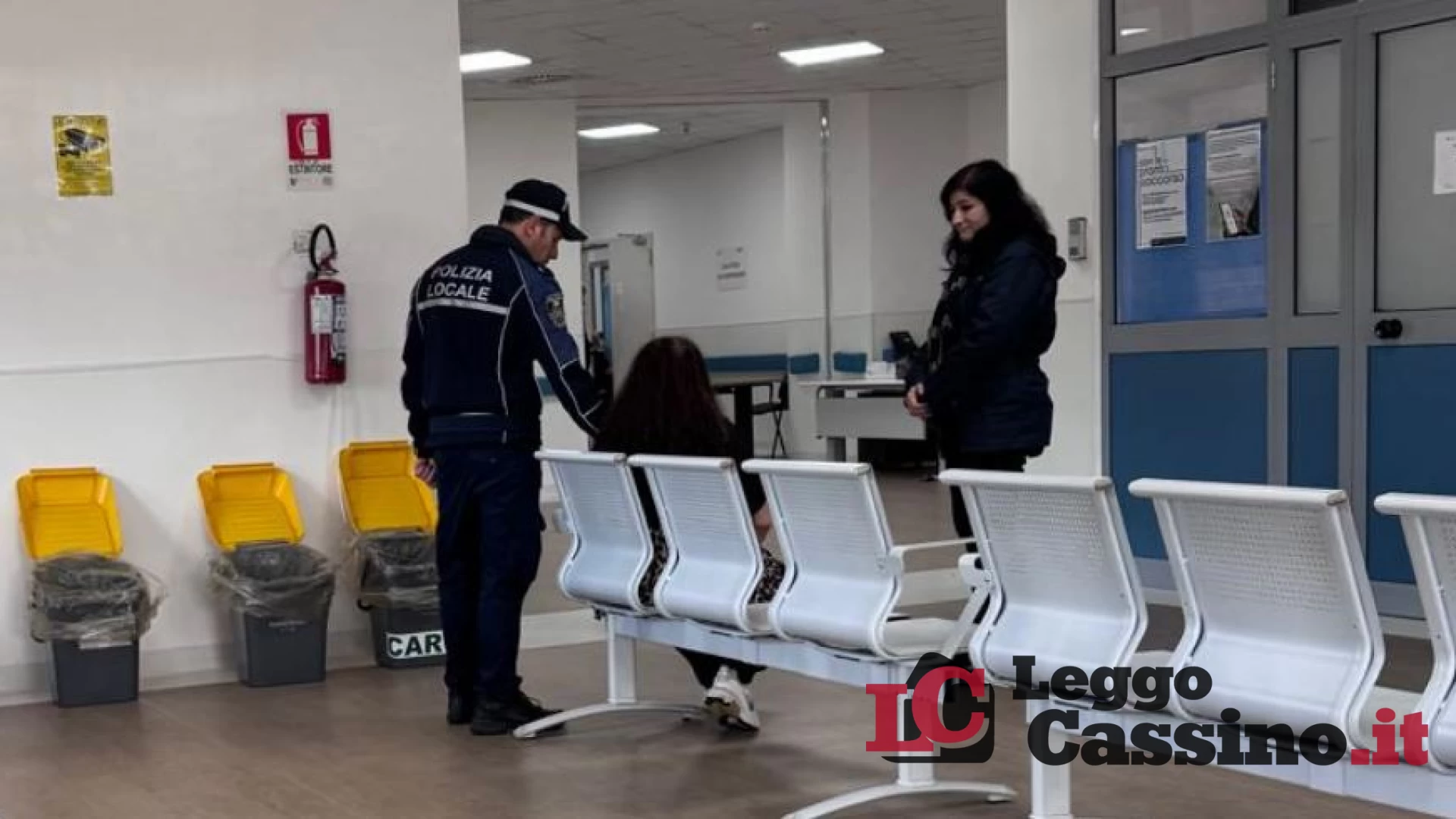 Cassino, tentato suicidio in ospedale: donna salvata da due agenti della Municipale