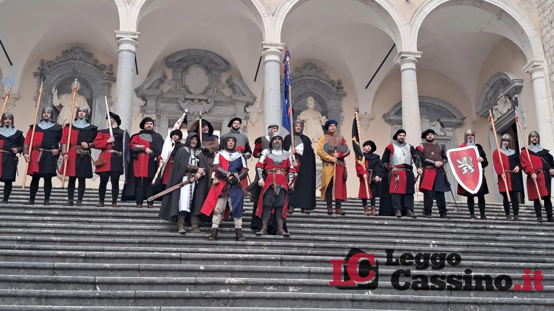 Cassino, la storia si rinnova in Abbazia: l'emozione del Corteo Storico e dell’antico Actus Reverentiae