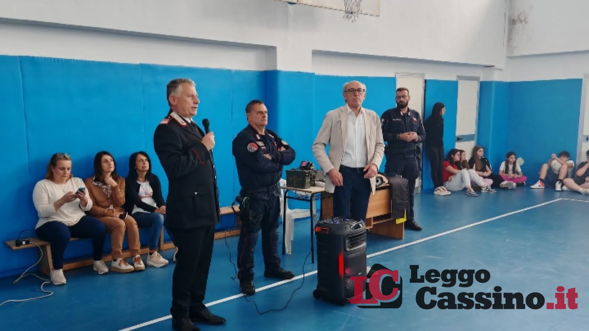 Legalità a scuola: i Carabinieri e l'Unità Cinofila incontrano gli studenti di Piedimonte San Germano