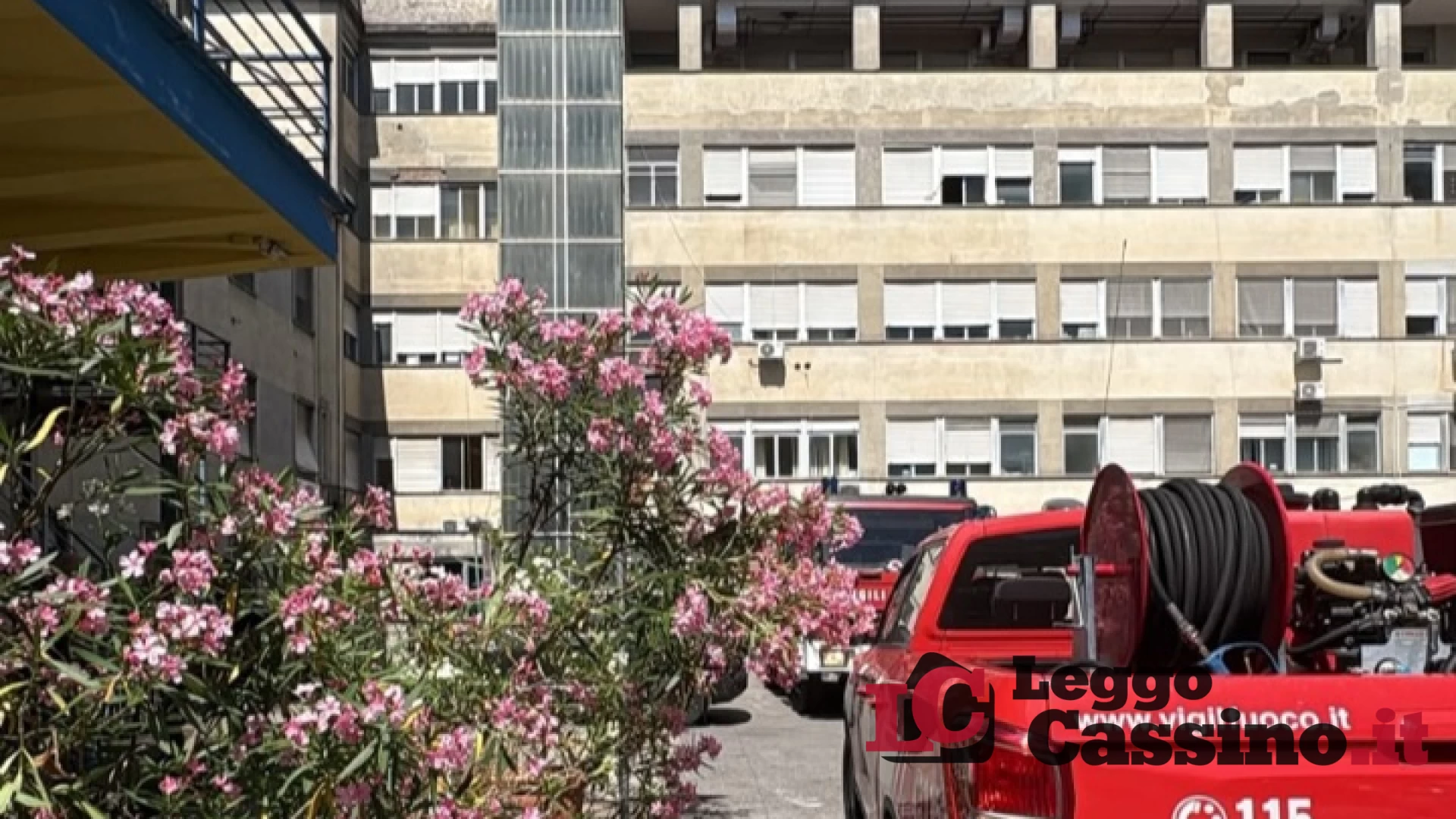 Incendio all'ex Ospedale di Frosinone