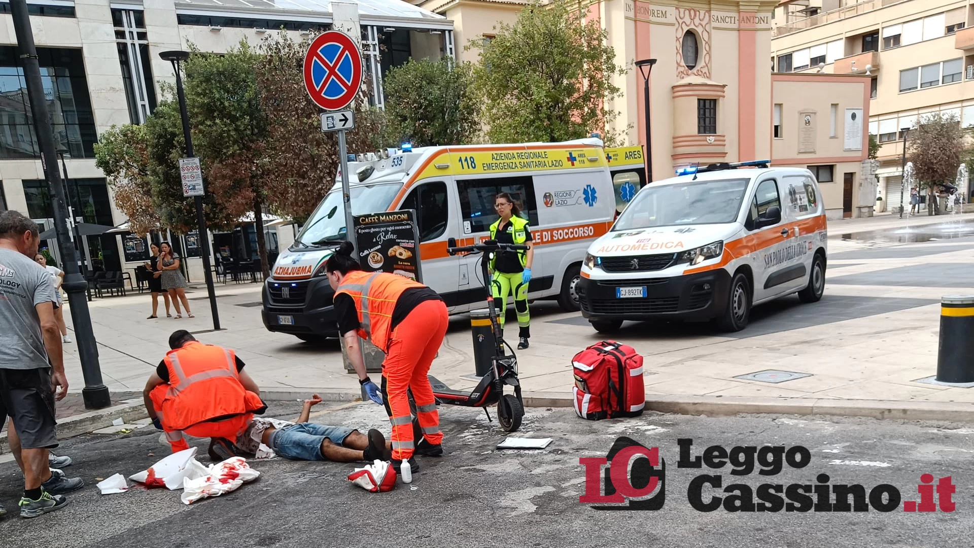 Cassino, perde il controllo del monopattino e finisce con il volto sull’asfalto: giovane in ospedale