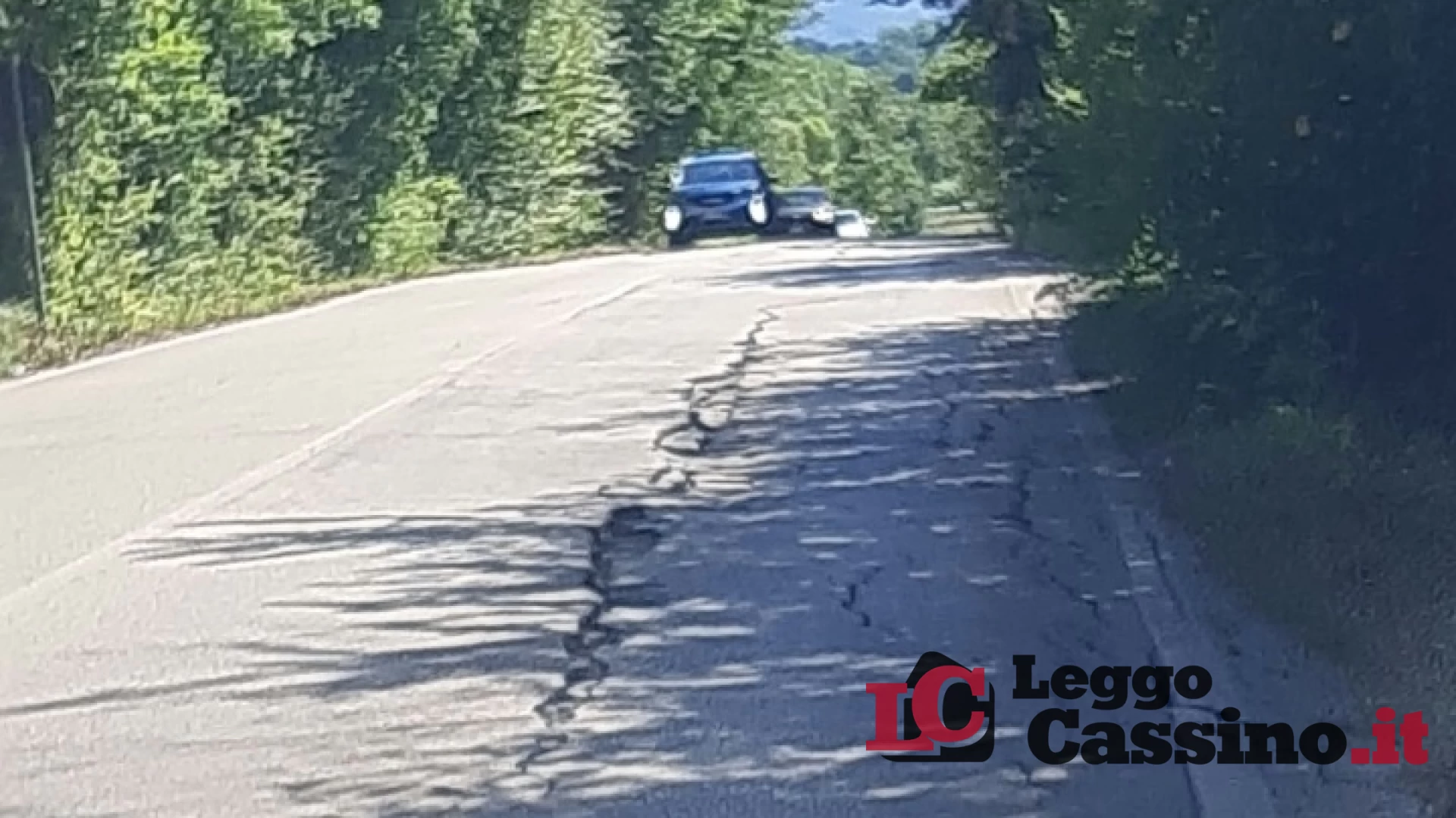Via Sant’Angelo, undici mesi dopo il dissesto è ancora lì: "...