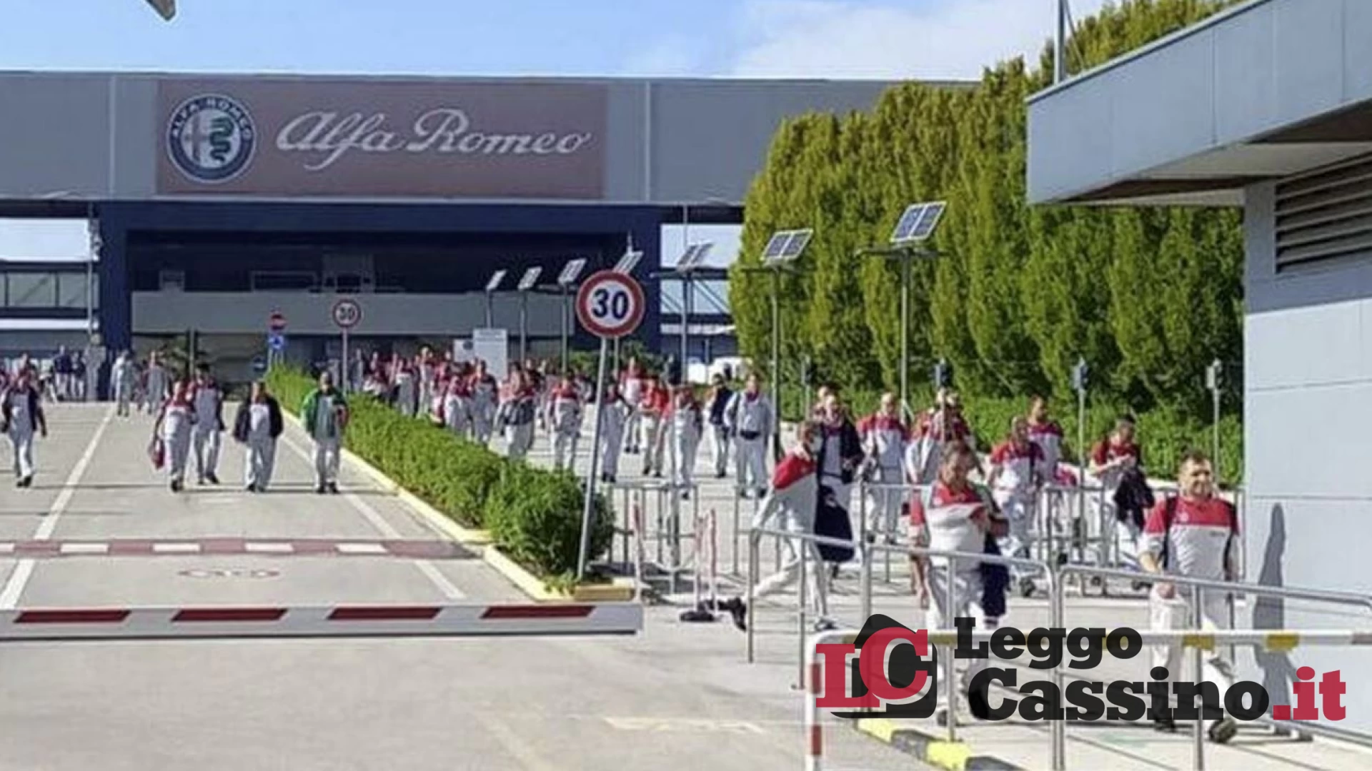 Stellantis Cassino, 59 giorni di lavoro in 10 mesi. I sindac...