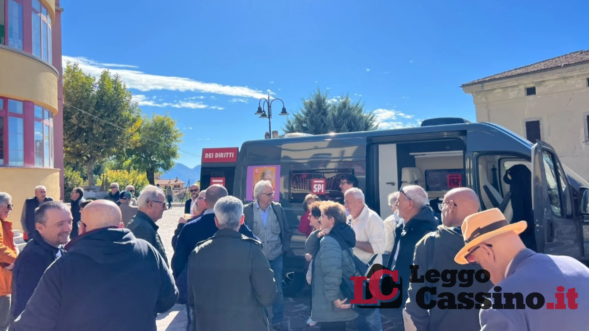 San Donato Val di Comino, inaugurato il Camper dei Diritti della CGIL: servizi e assistenza nelle aree interne